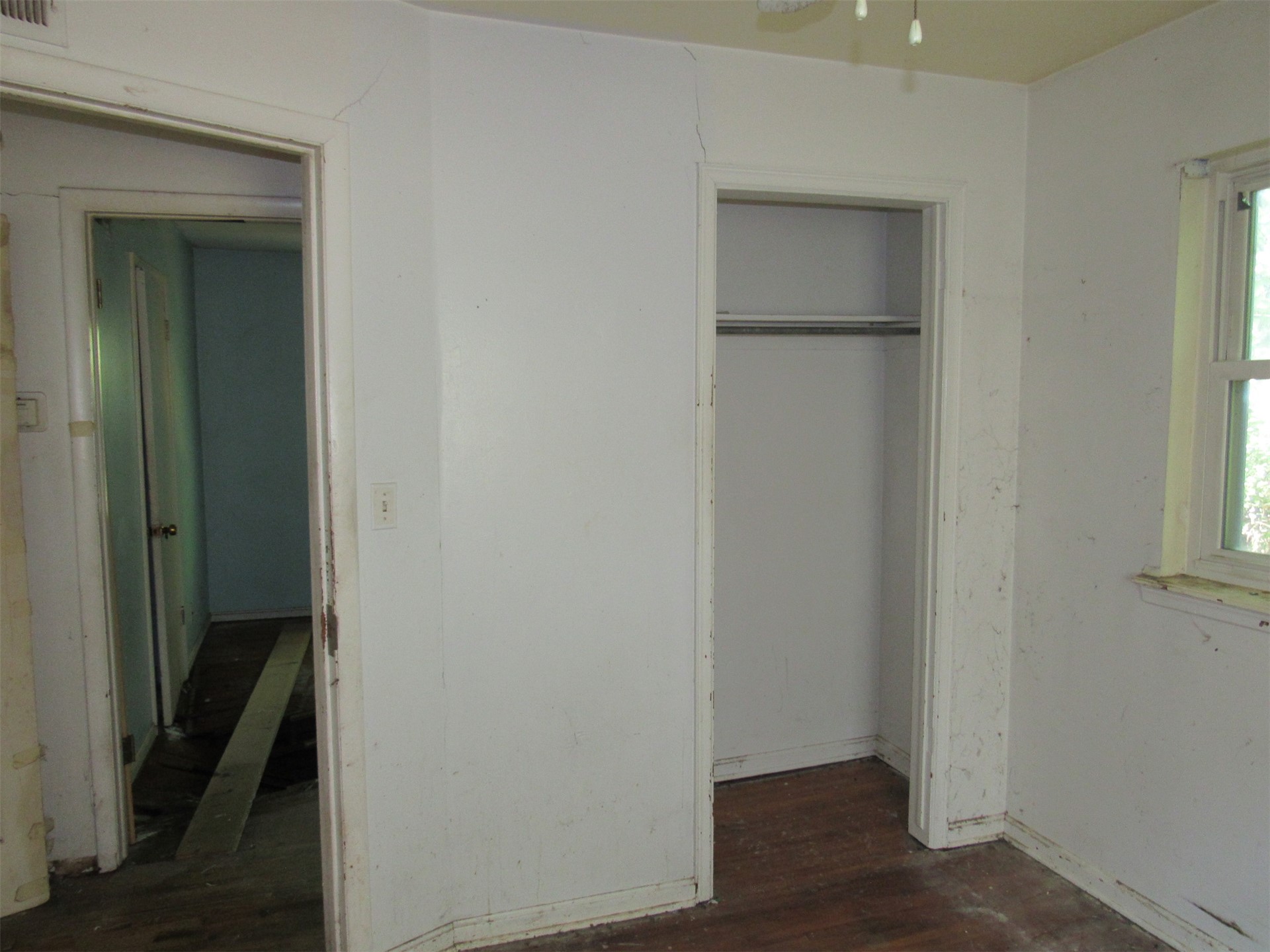 520 E Oklahoma Street Property Photo 5