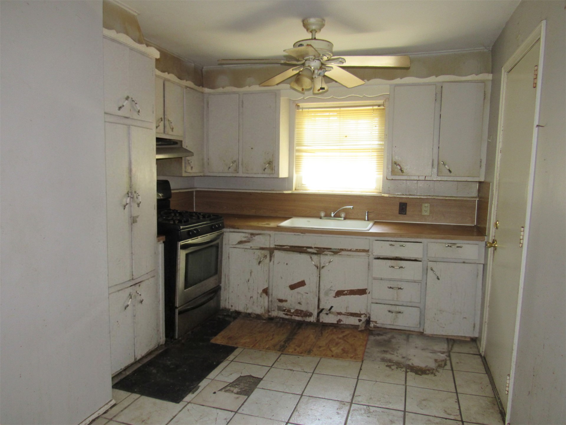 520 E Oklahoma Street Property Photo 9