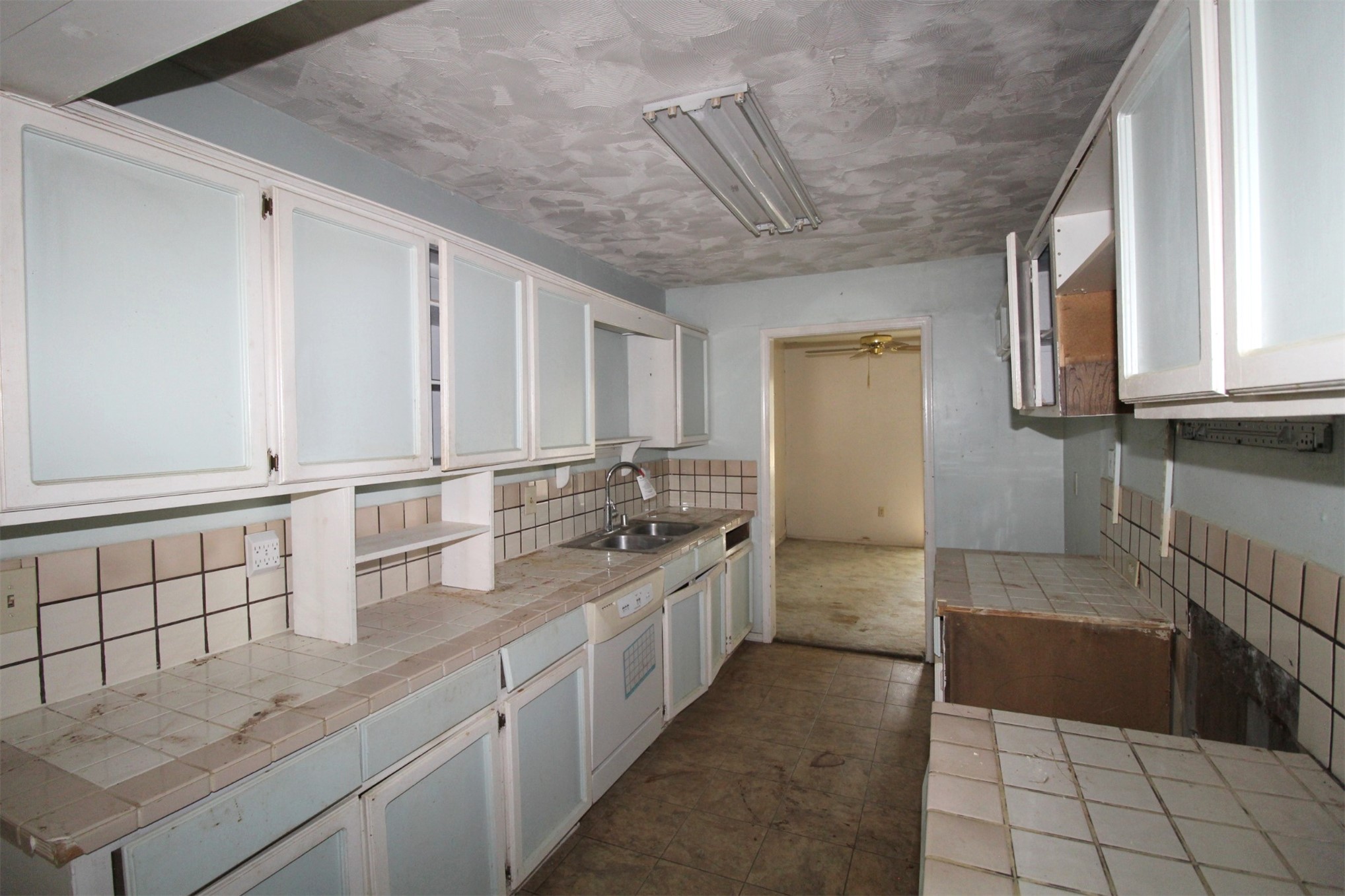 20911 E 32nd Place S Property Photo 13
