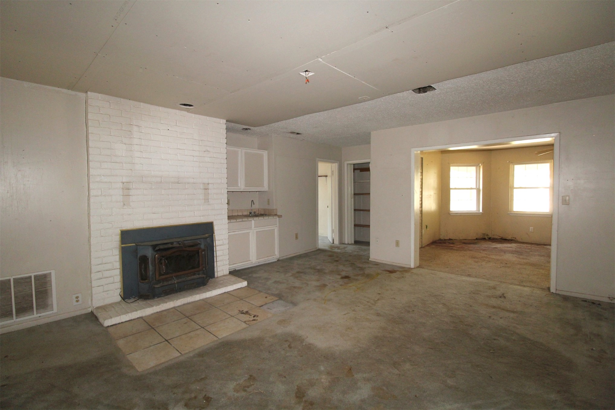 20911 E 32nd Place S Property Photo 22
