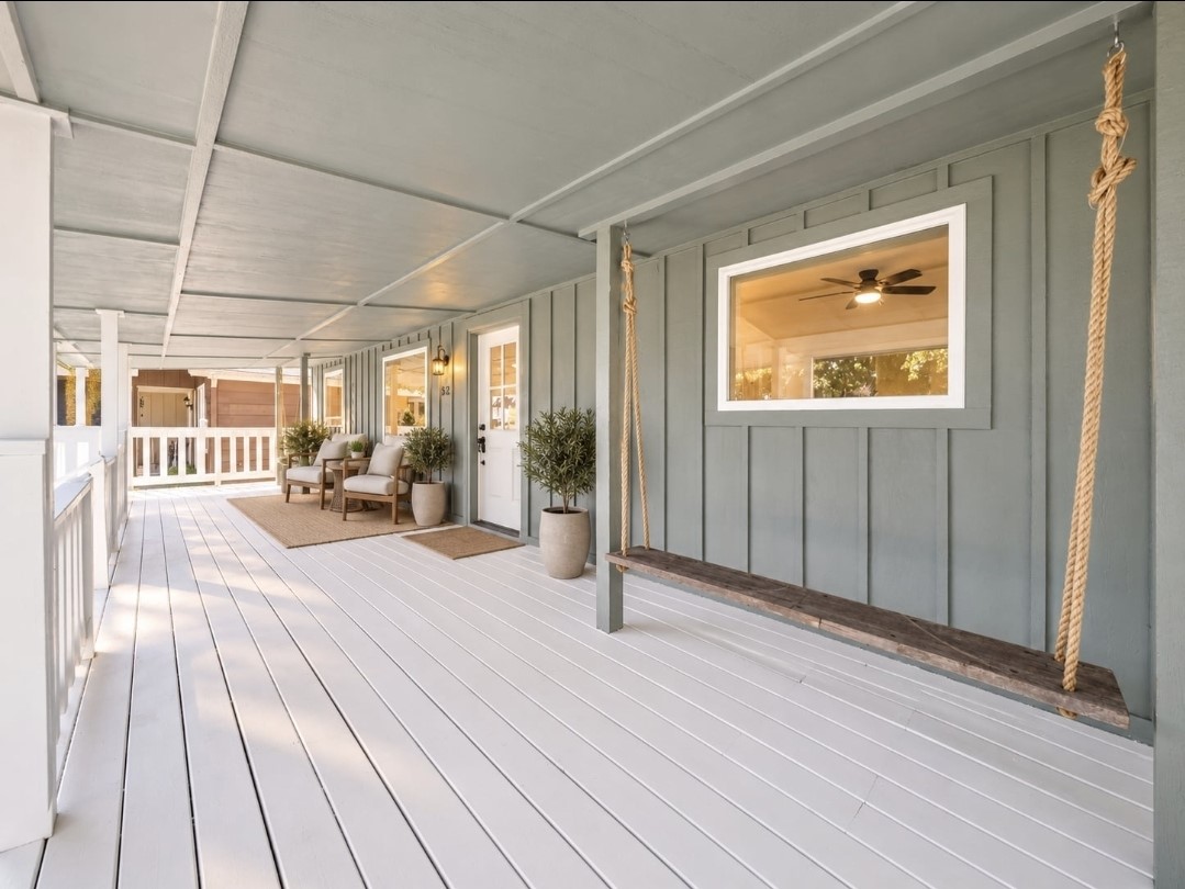 512 W Dallas Street Property Photo 3