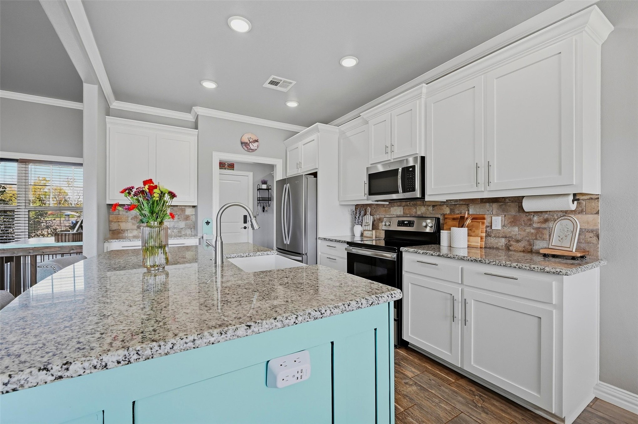 140 Oak Lane Property Photo 18