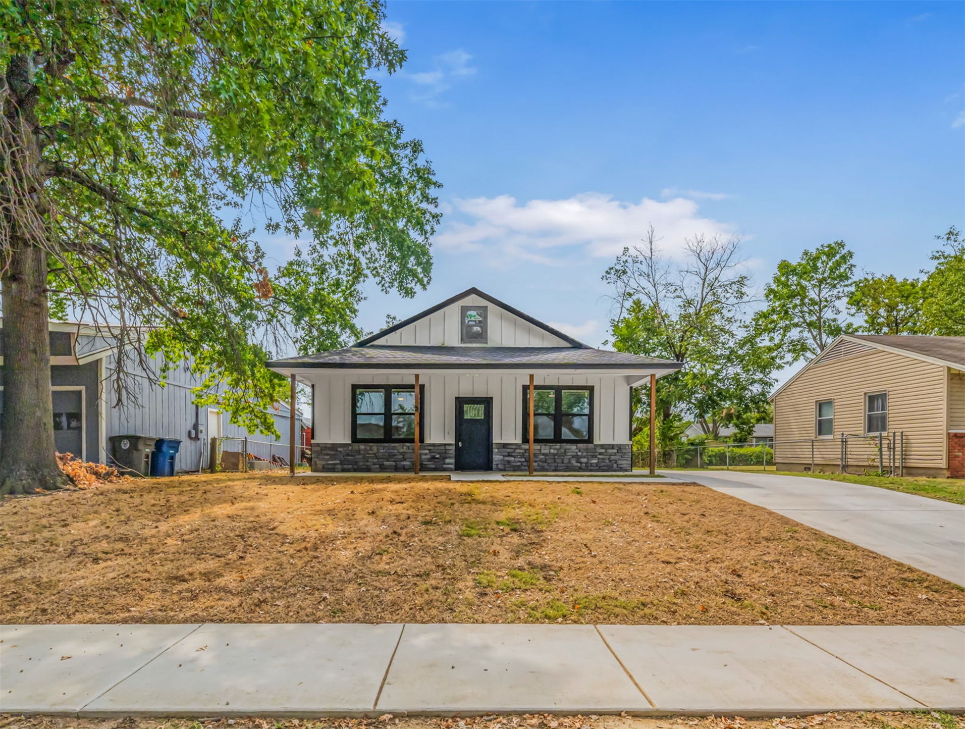 8944 E 3rd Place E Property Photo 1