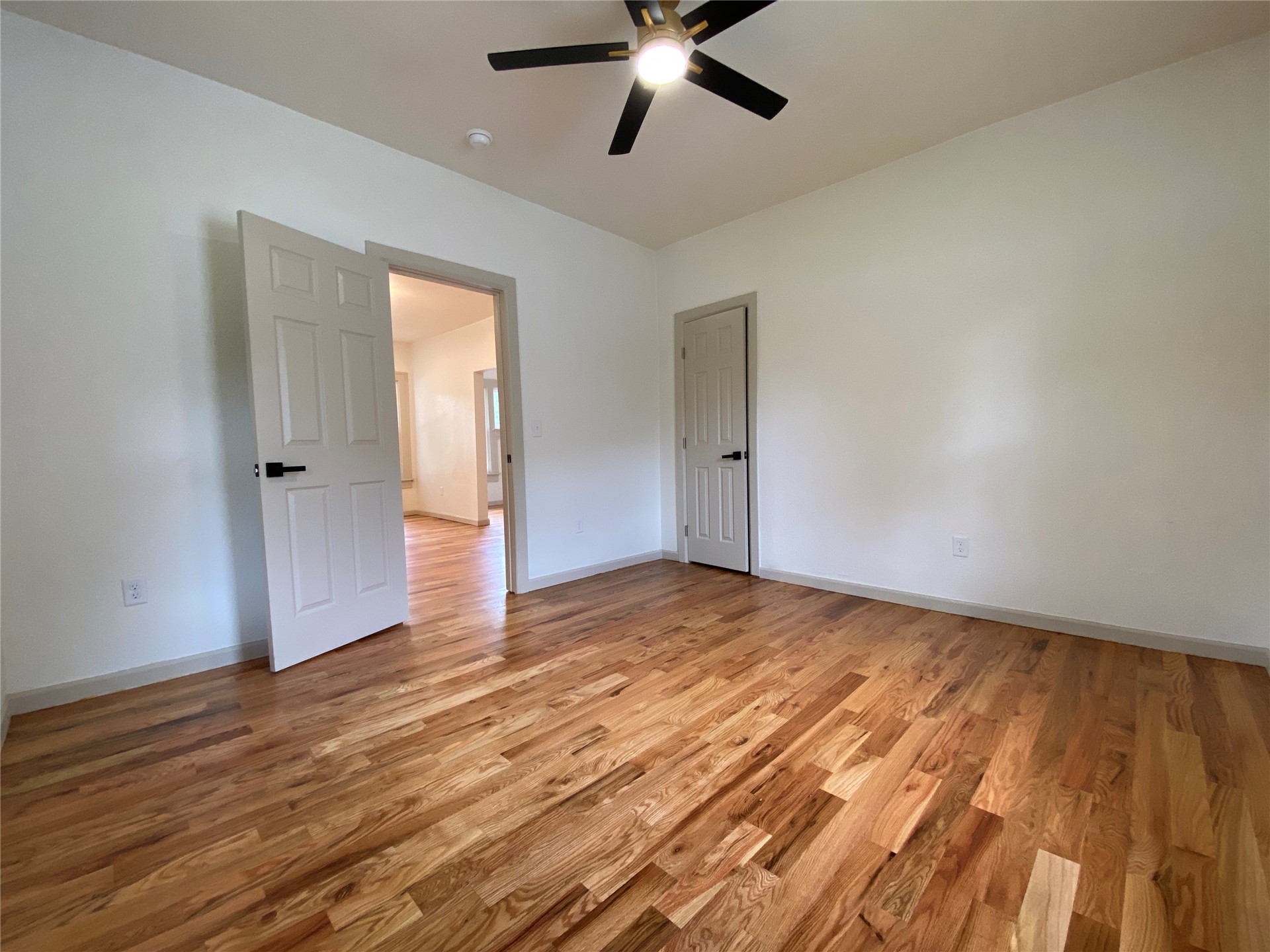 328 S Hickory Street Property Photo 13
