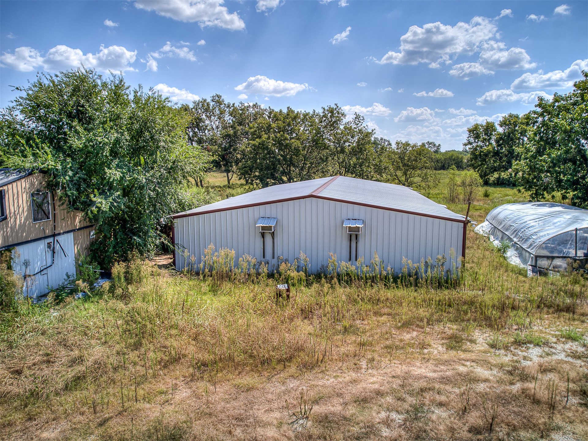 98168 N 3810 Road Property Photo 1