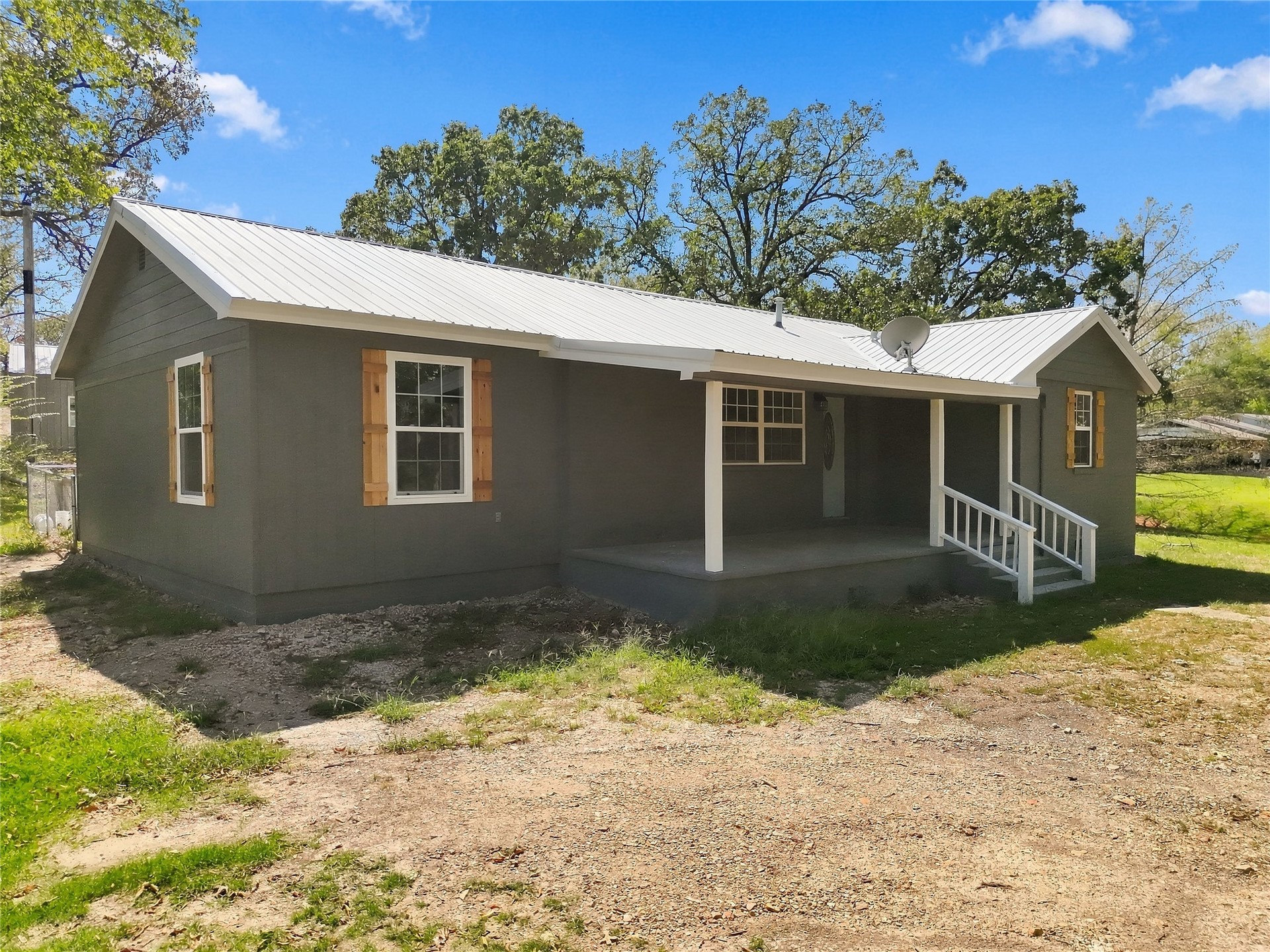 471846 E 0840 Road Property Photo 3