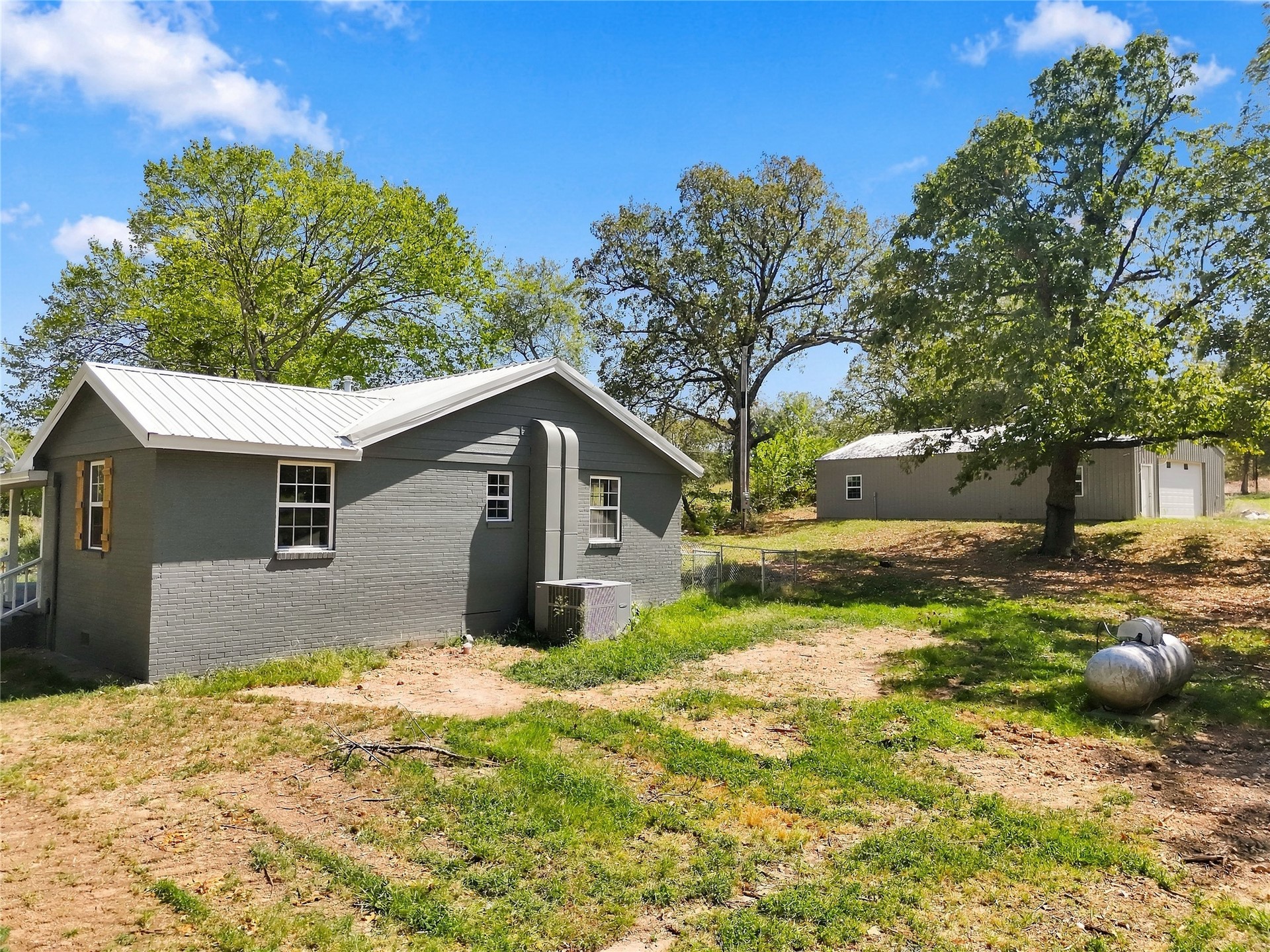 471846 E 0840 Road Property Photo 7