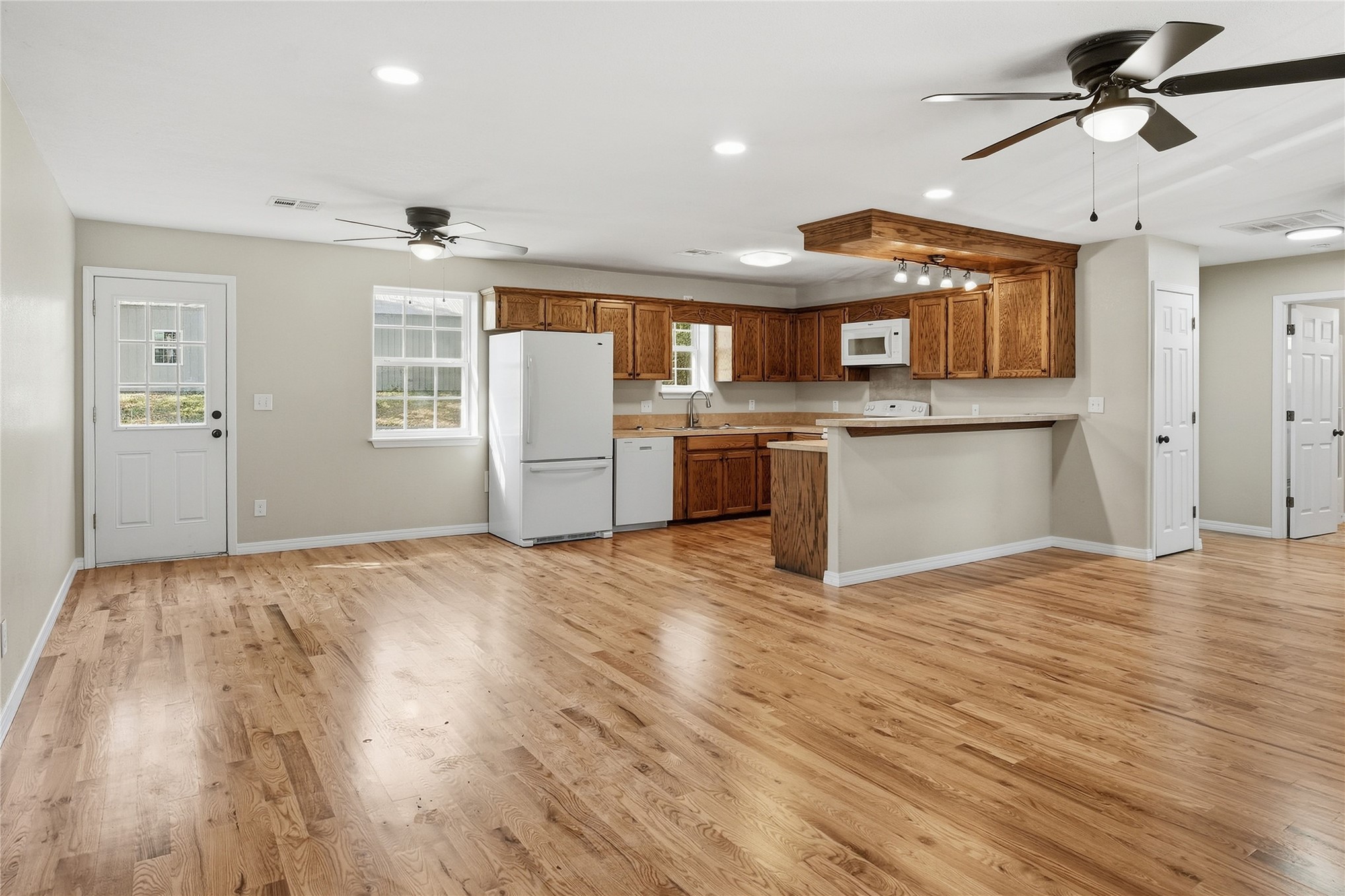 471846 E 0840 Road Property Photo 9