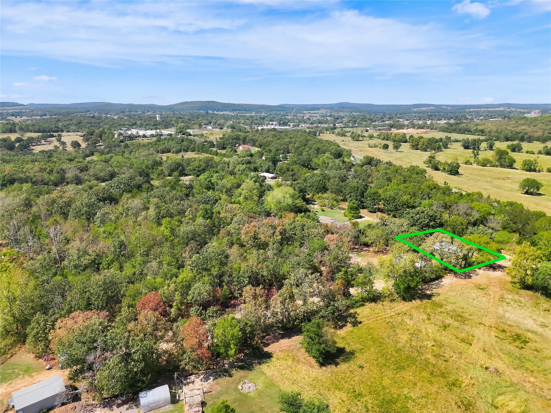 471846 E 0840 Road Property Photo 37