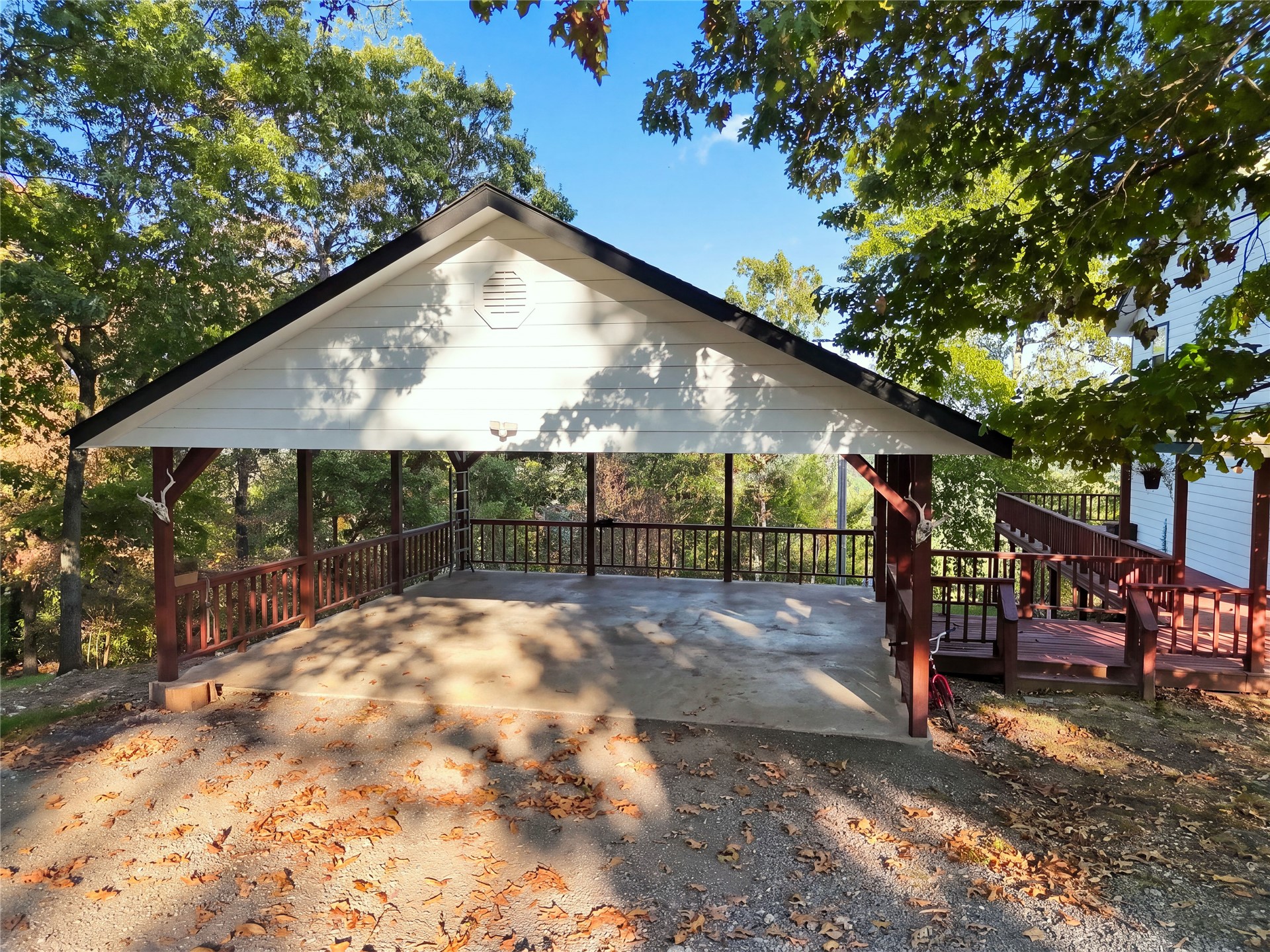 8657 N Hwy 10 Property Photo 11