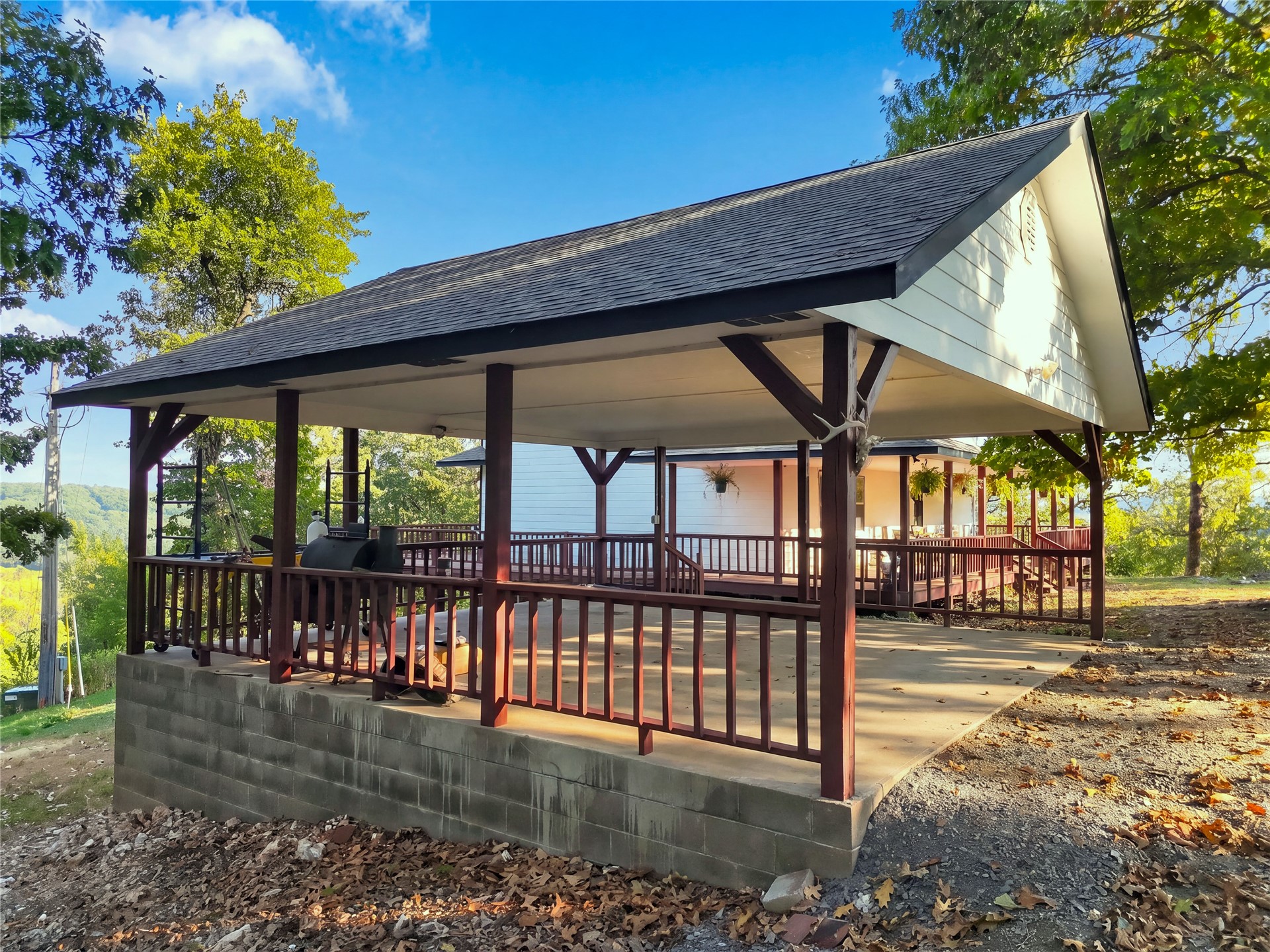 8657 N Hwy 10 Property Photo 14