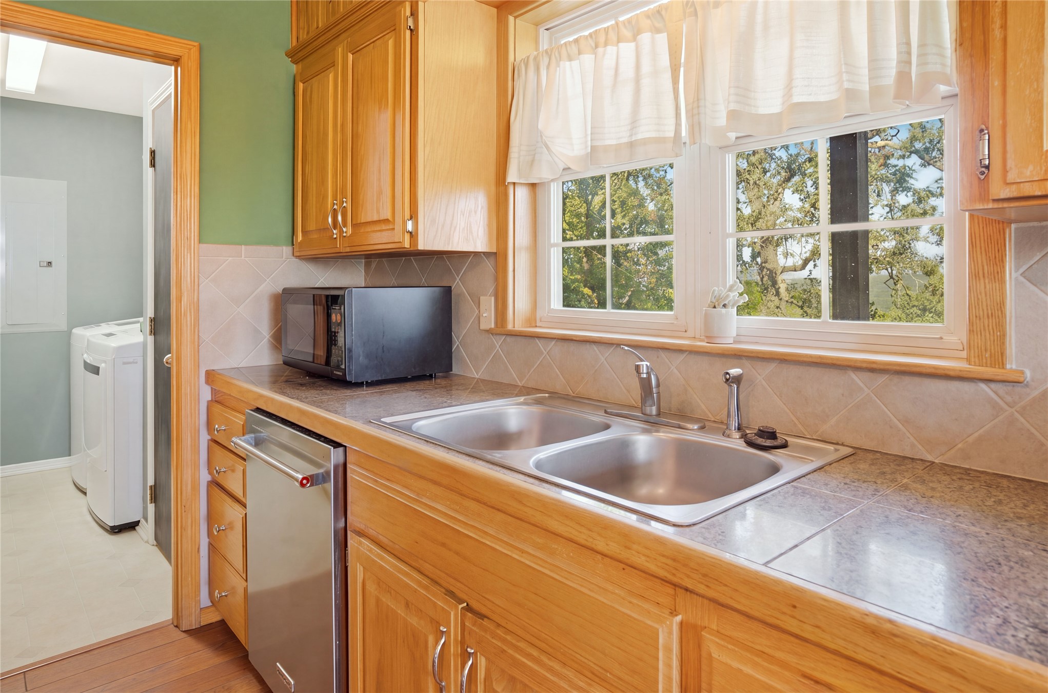8657 N Hwy 10 Property Photo 32