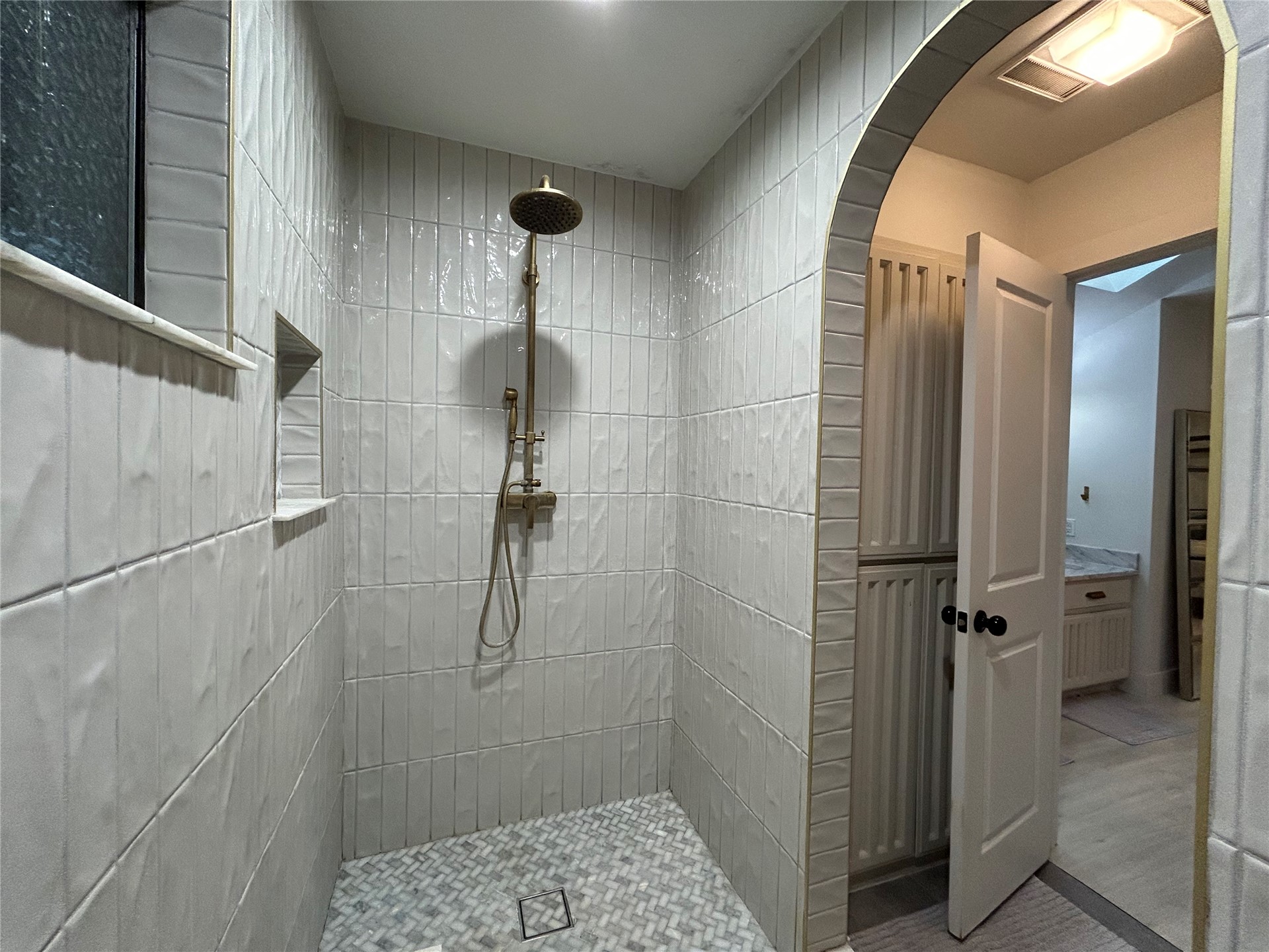 8826 S 65th East Place Property Photo 34