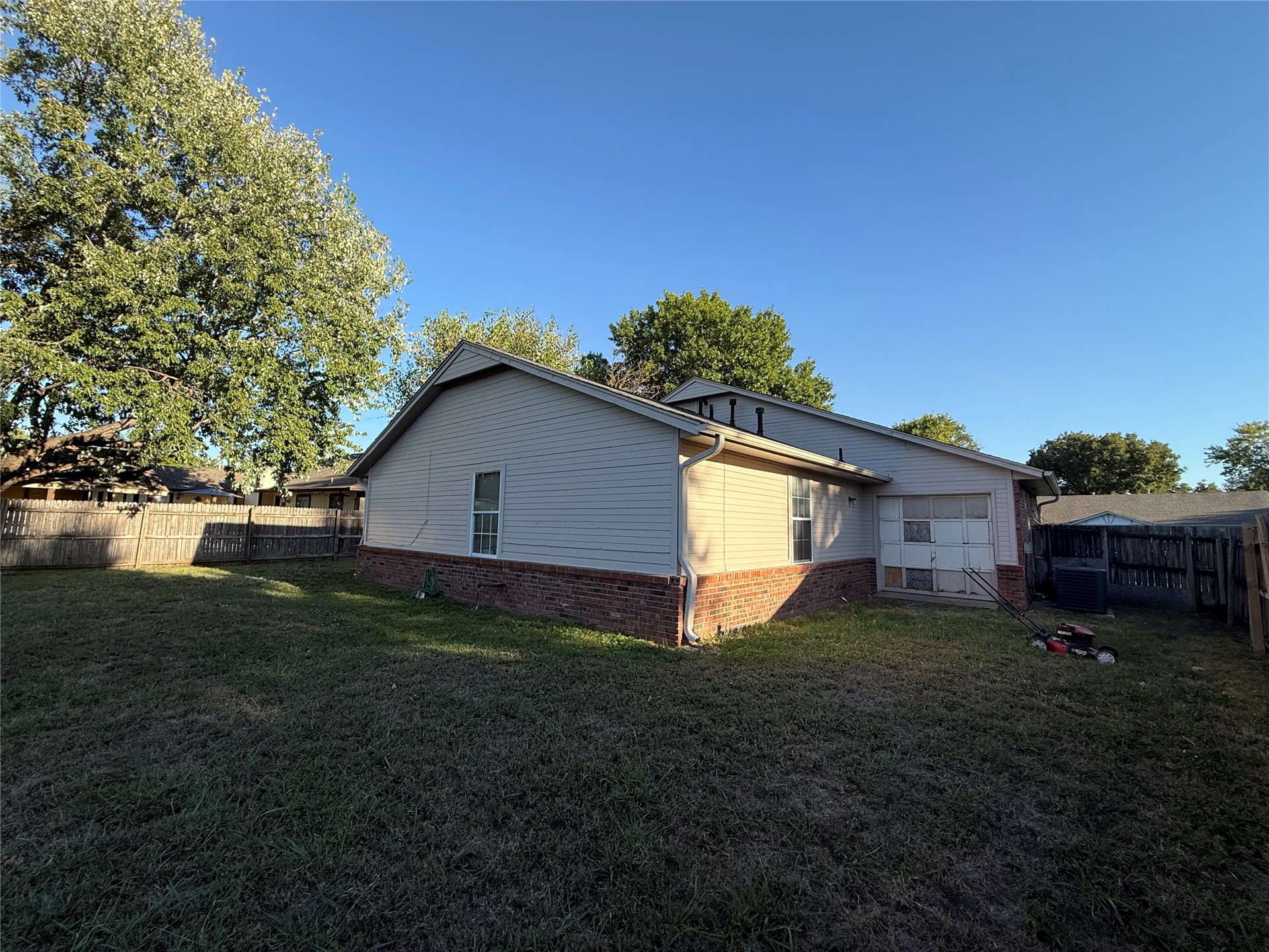 12207 E 82nd Street N Property Photo 24