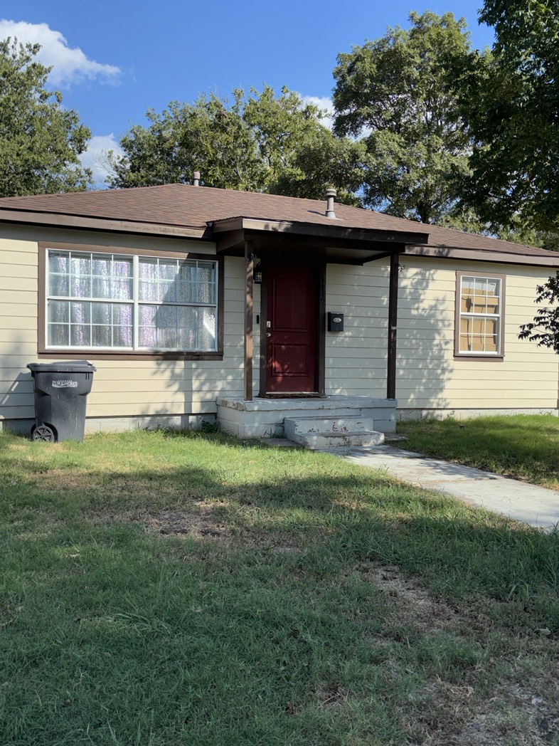 1412 N Healdton Boulevard N Property Photo 1