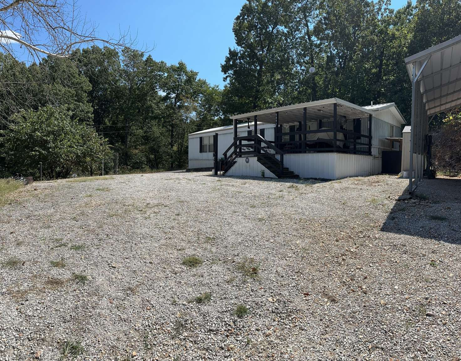 6091 County Road 366 Property Photo 2