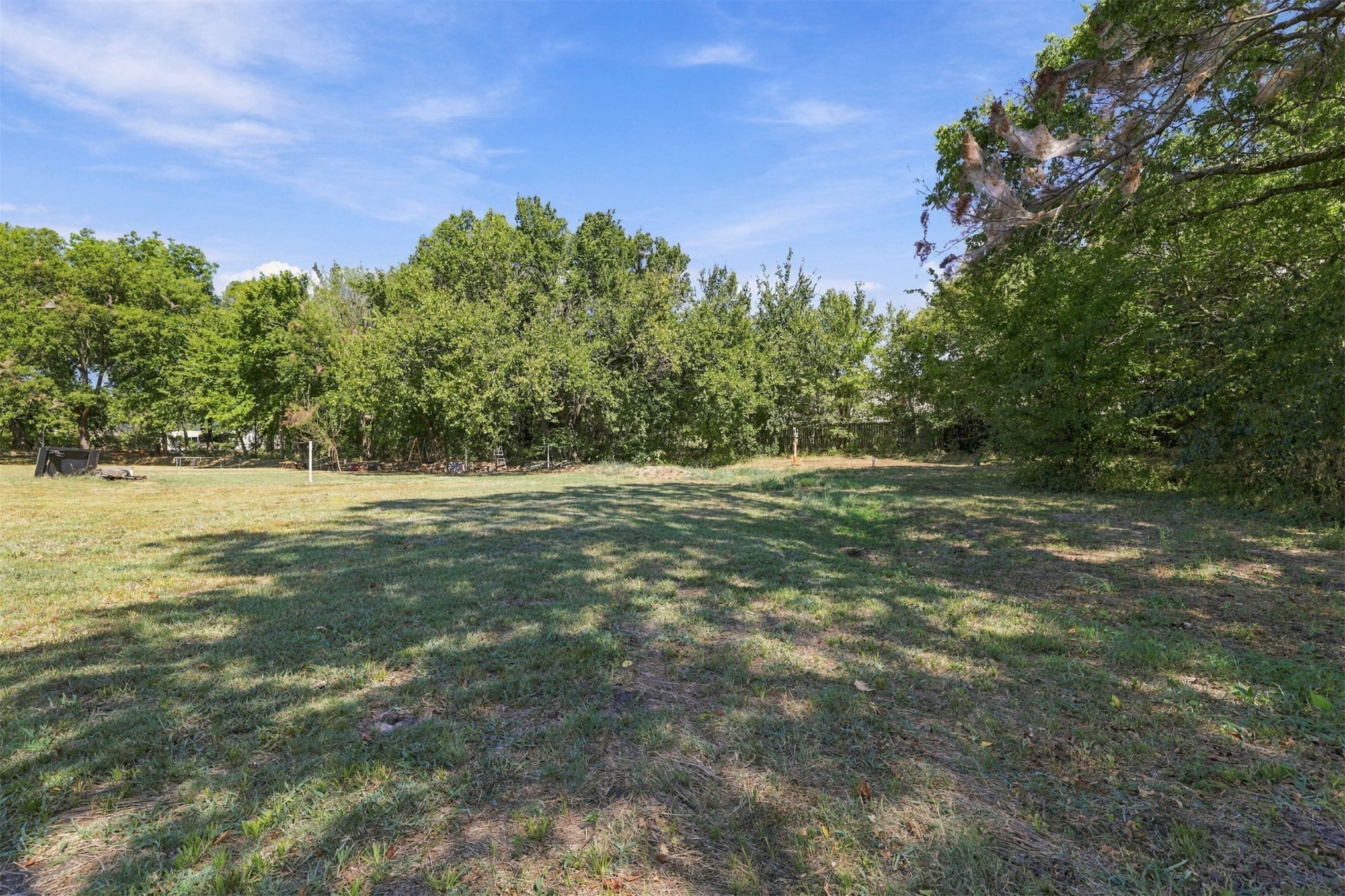 110 N Brackett Property Photo 16
