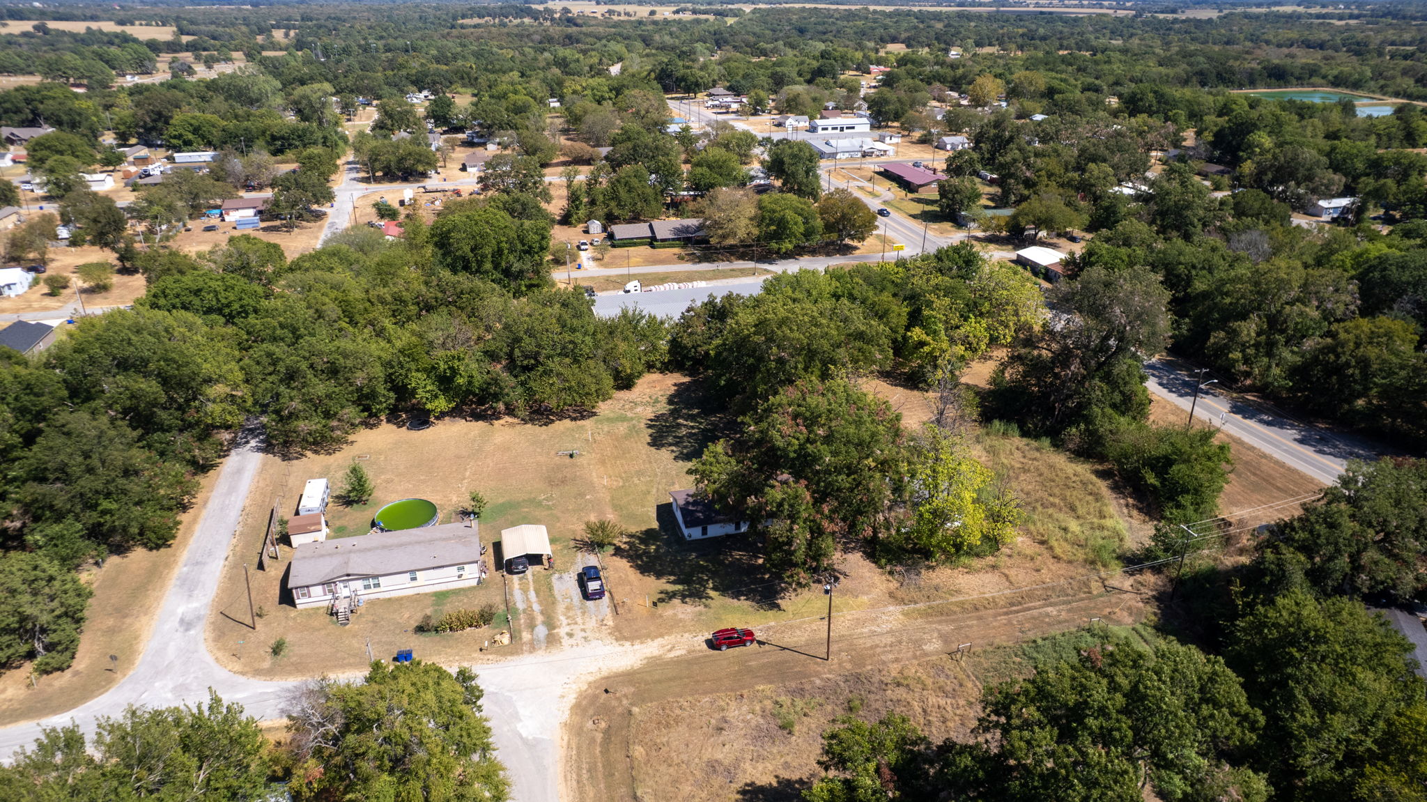 110 N Brackett Property Photo 17
