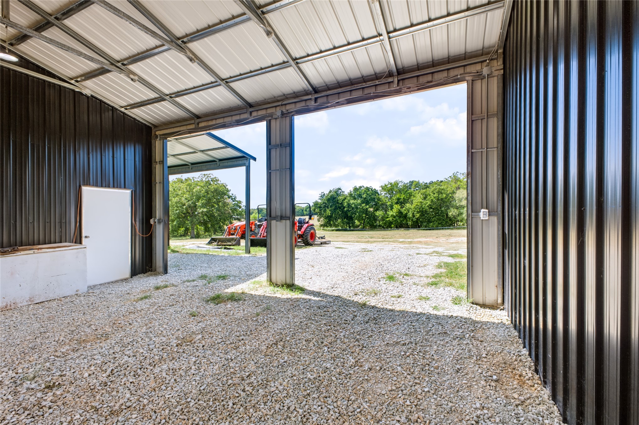 1205 County Road 1650 Property Photo 40