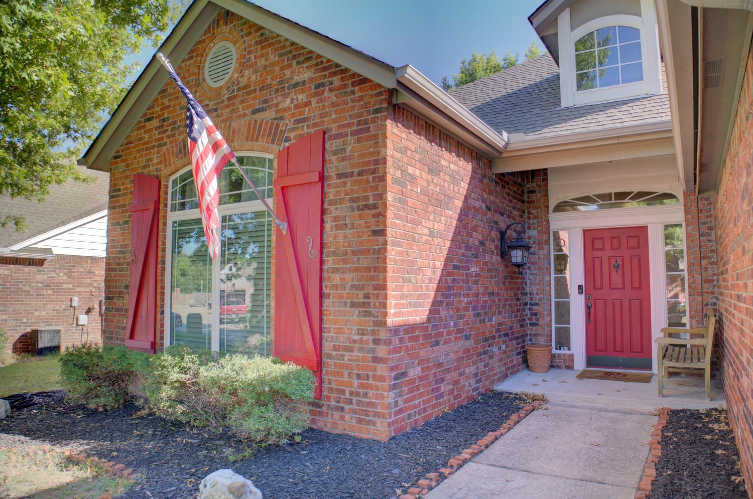 3701 W Boston Place Property Photo 3