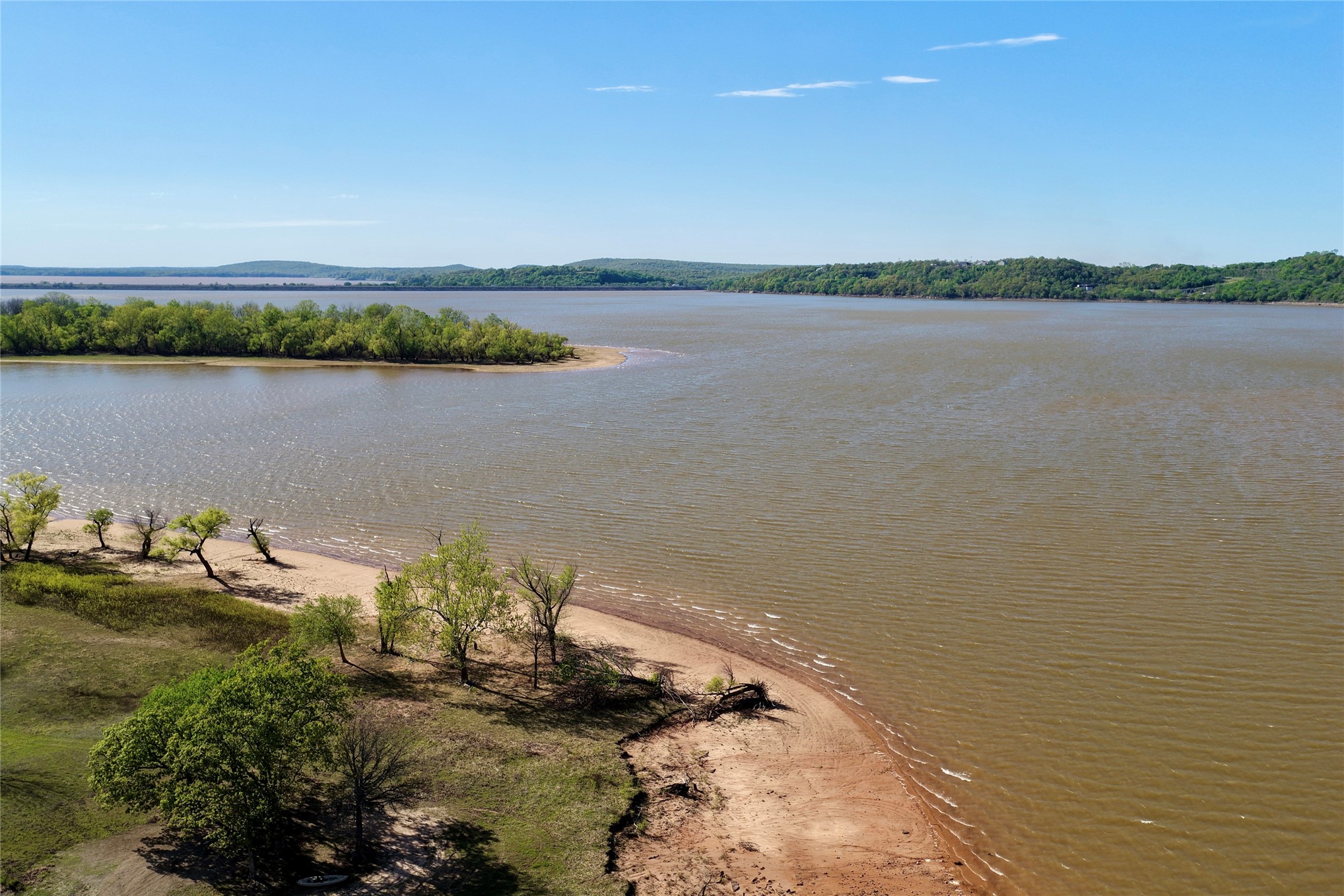 25 E Shoreline Drive Property Photo 13