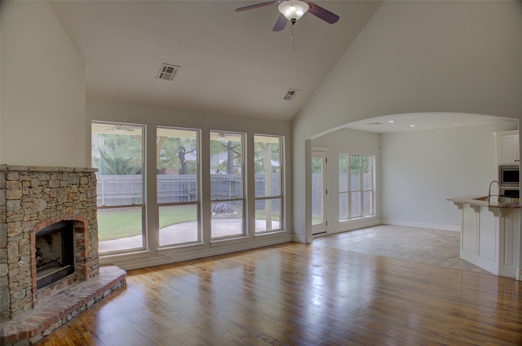 12593 S 67th East Avenue Property Photo 13