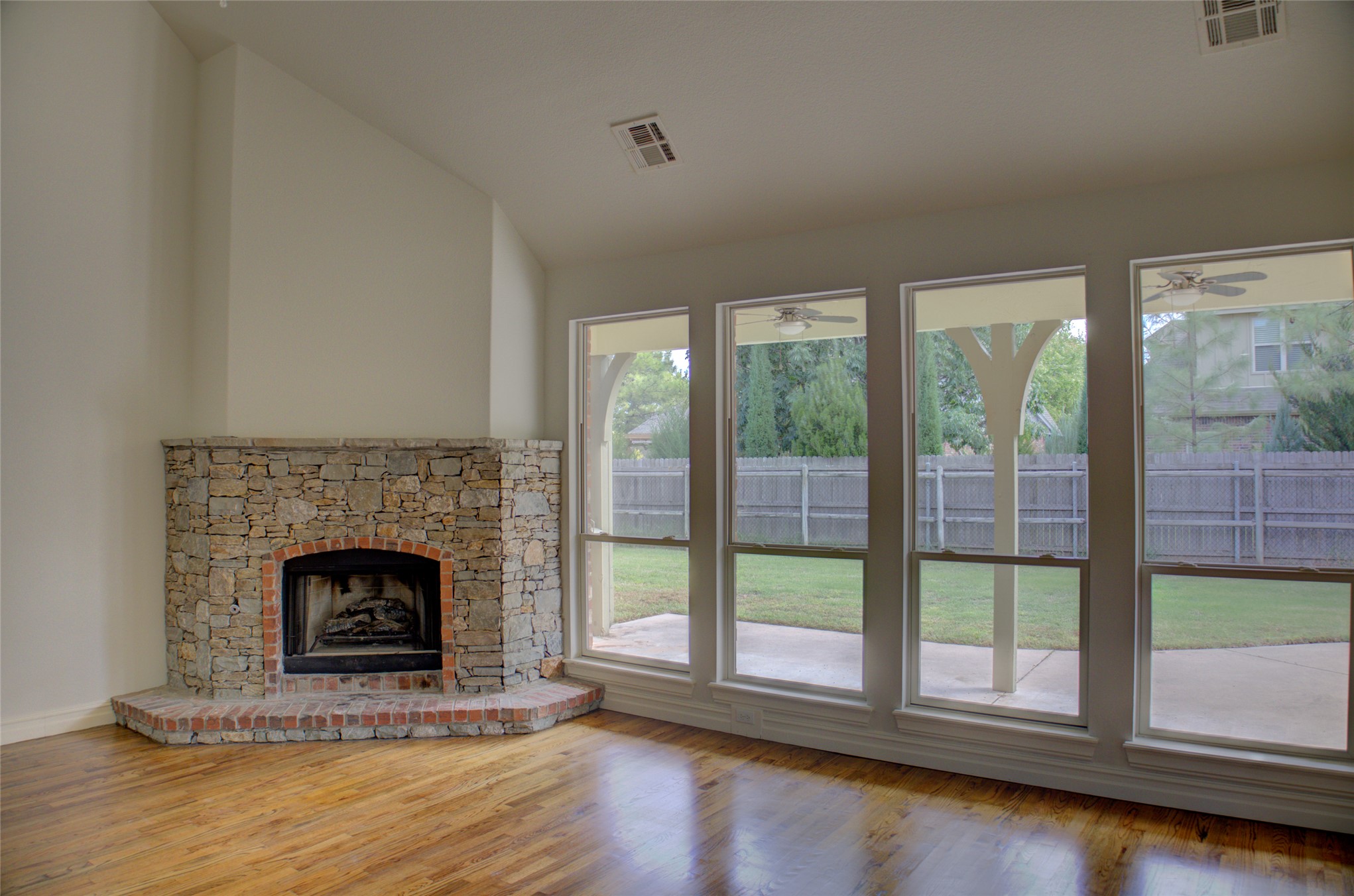 12593 S 67th East Avenue Property Photo 16