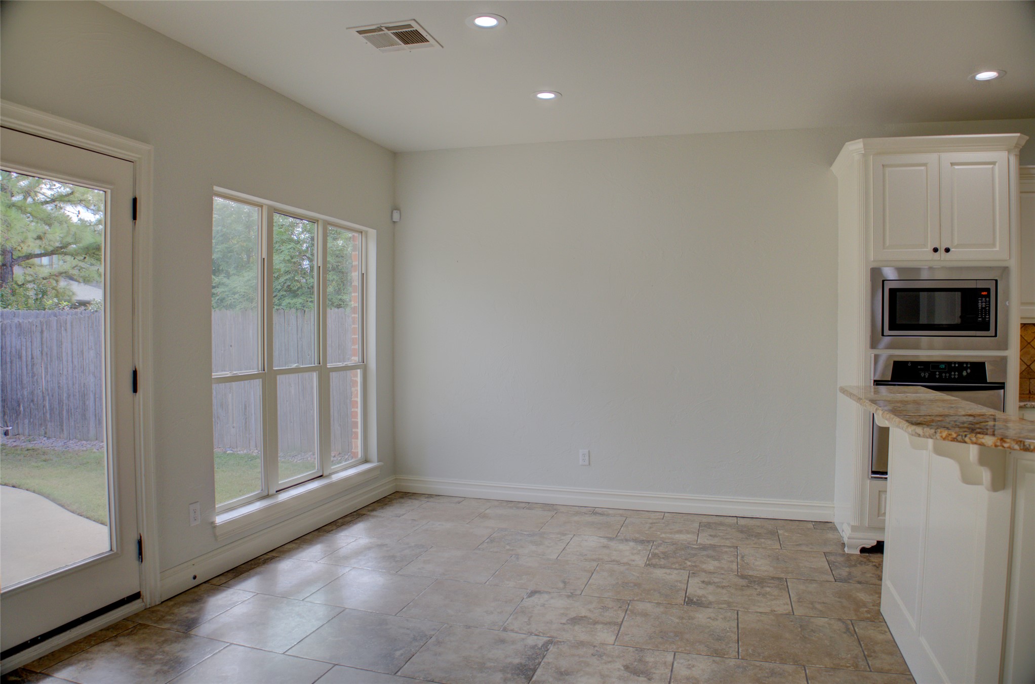 12593 S 67th East Avenue Property Photo 26