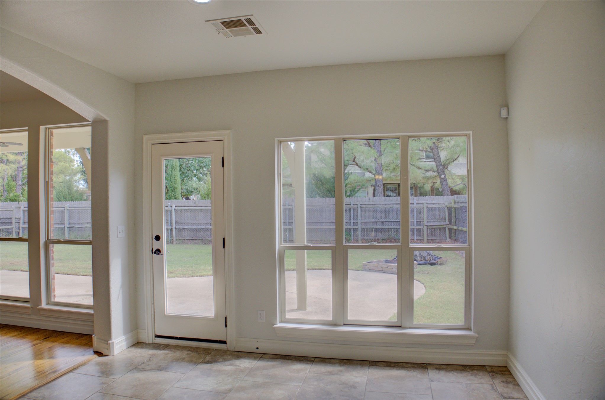 12593 S 67th East Avenue Property Photo 28