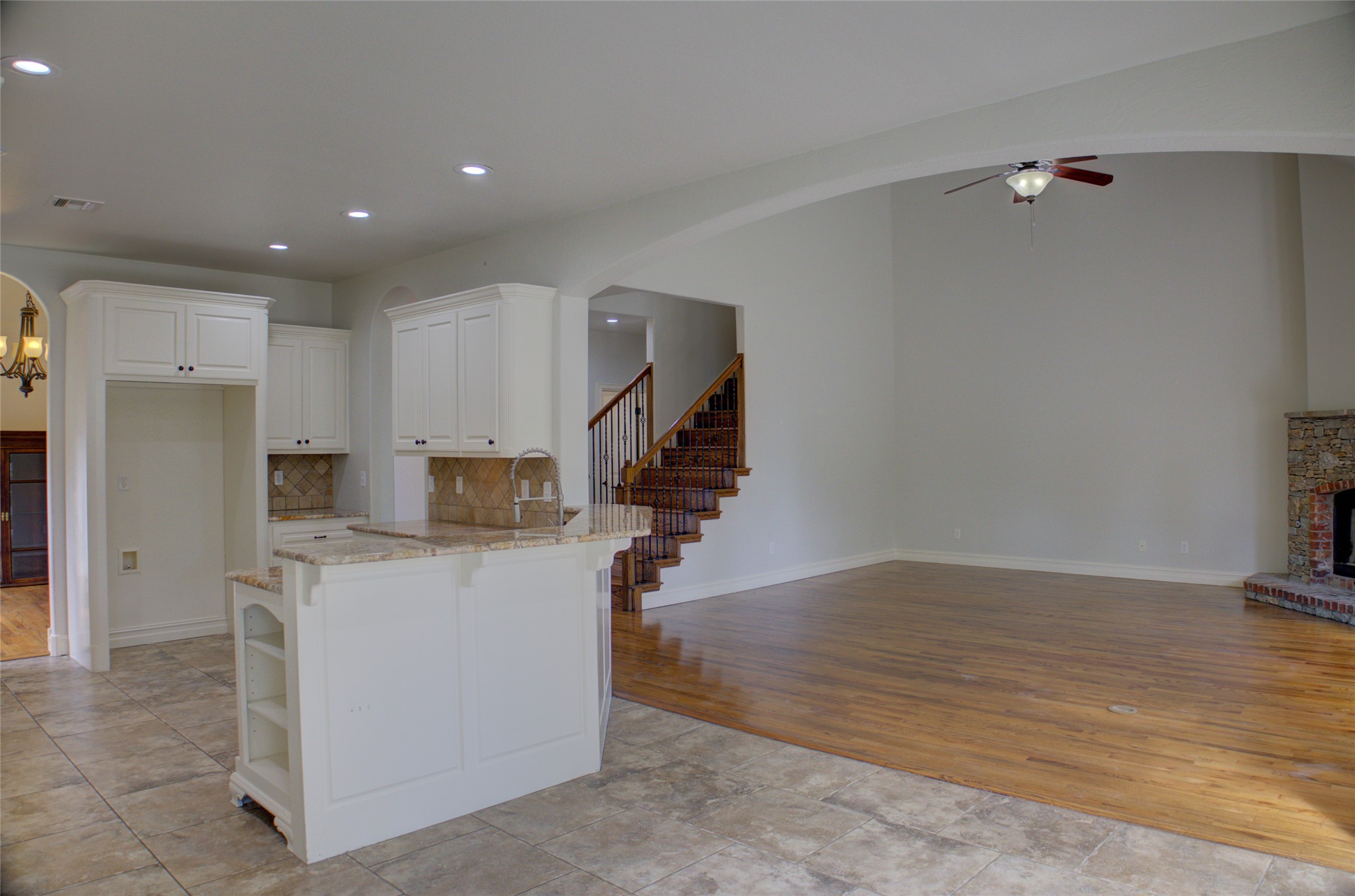 12593 S 67th East Avenue Property Photo 29