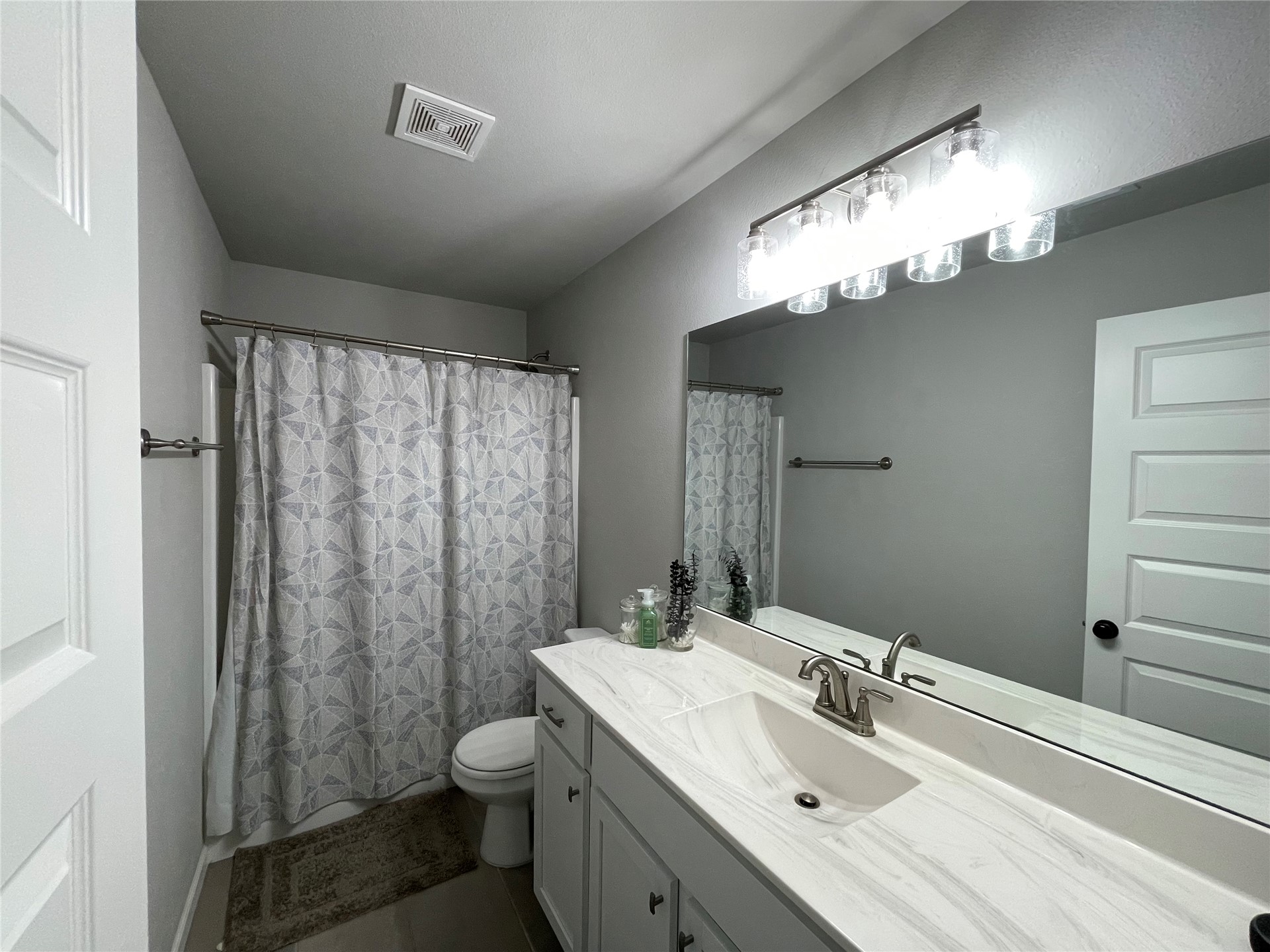 3721 N 39th Street Property Photo 14