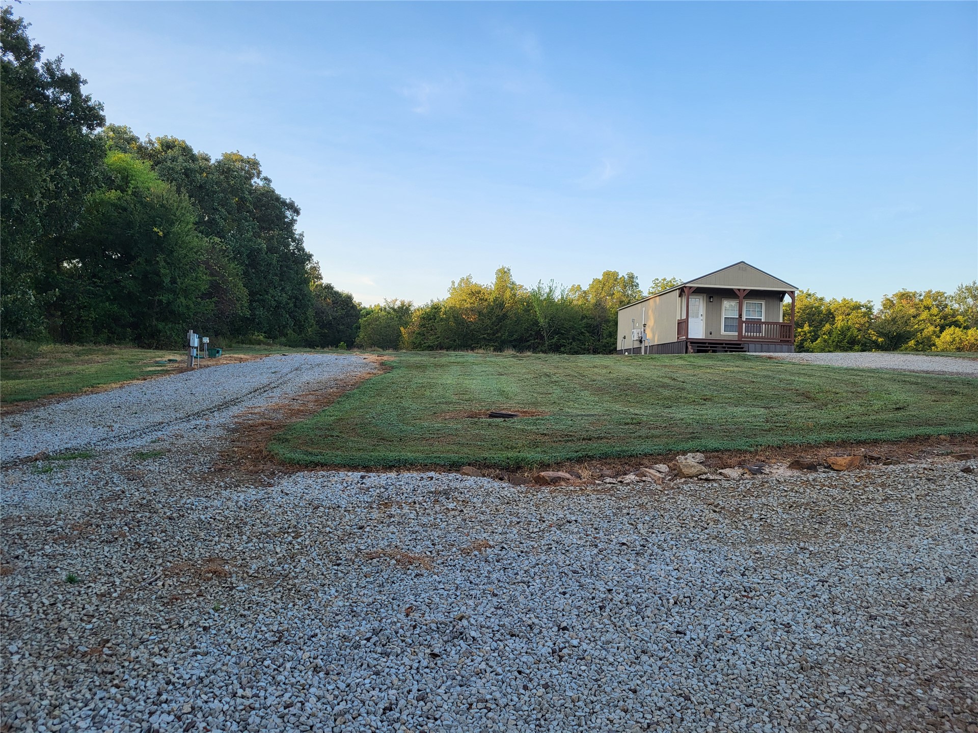 418251 E 1201 Property Photo 12