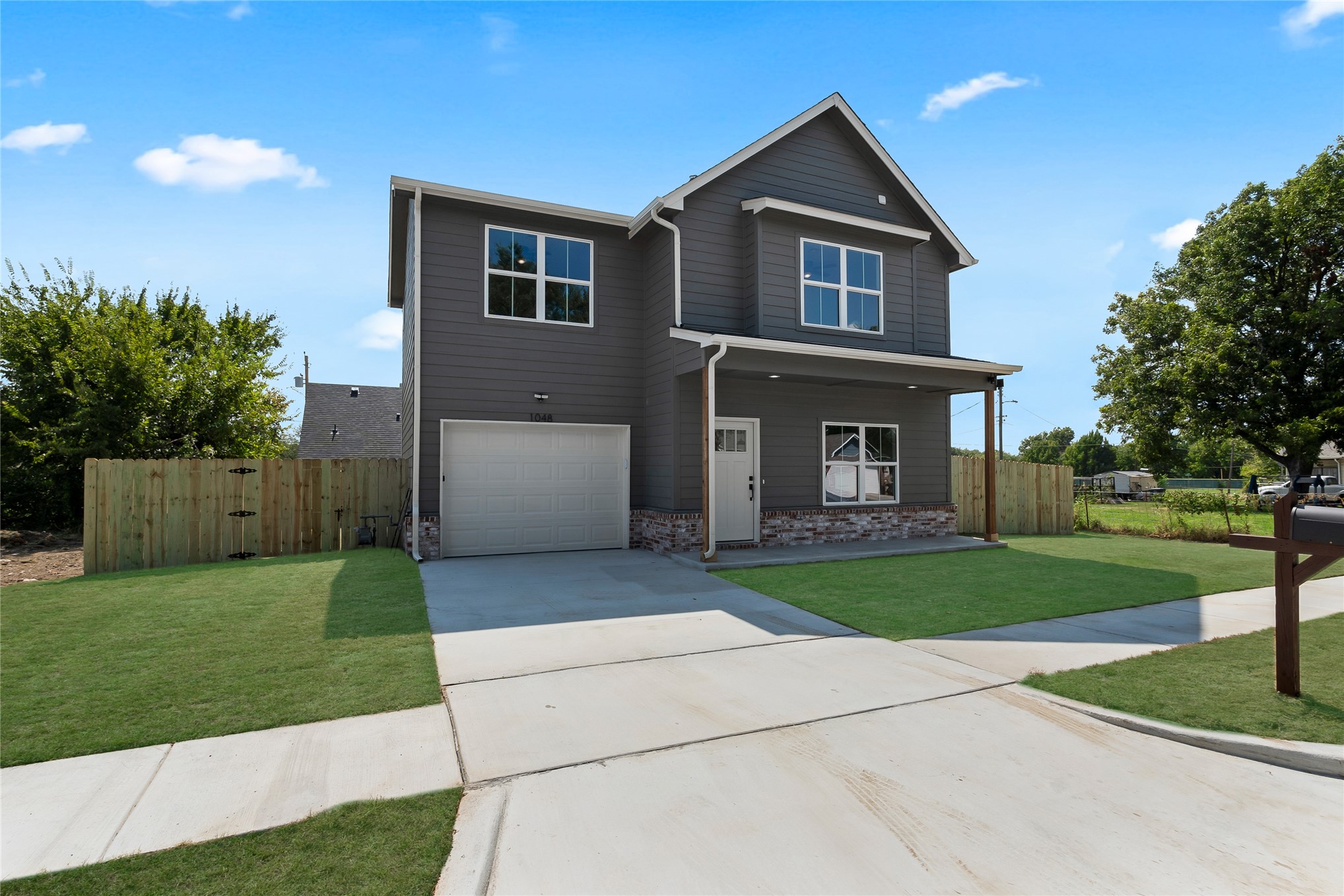 1048 E Young Place Property Photo 1
