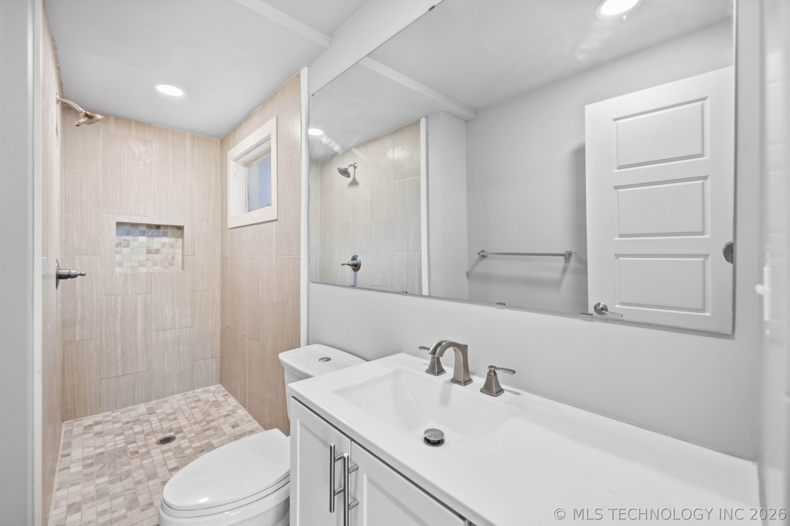4973 E 27th Street Property Photo 8