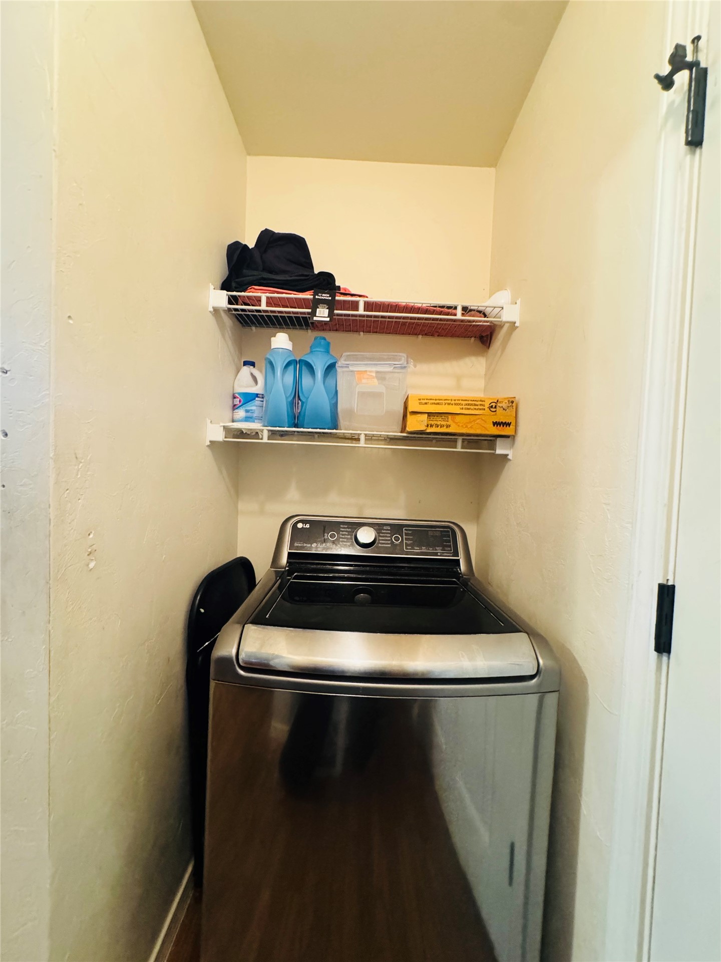 8005 Nw 74th Street Property Photo 15