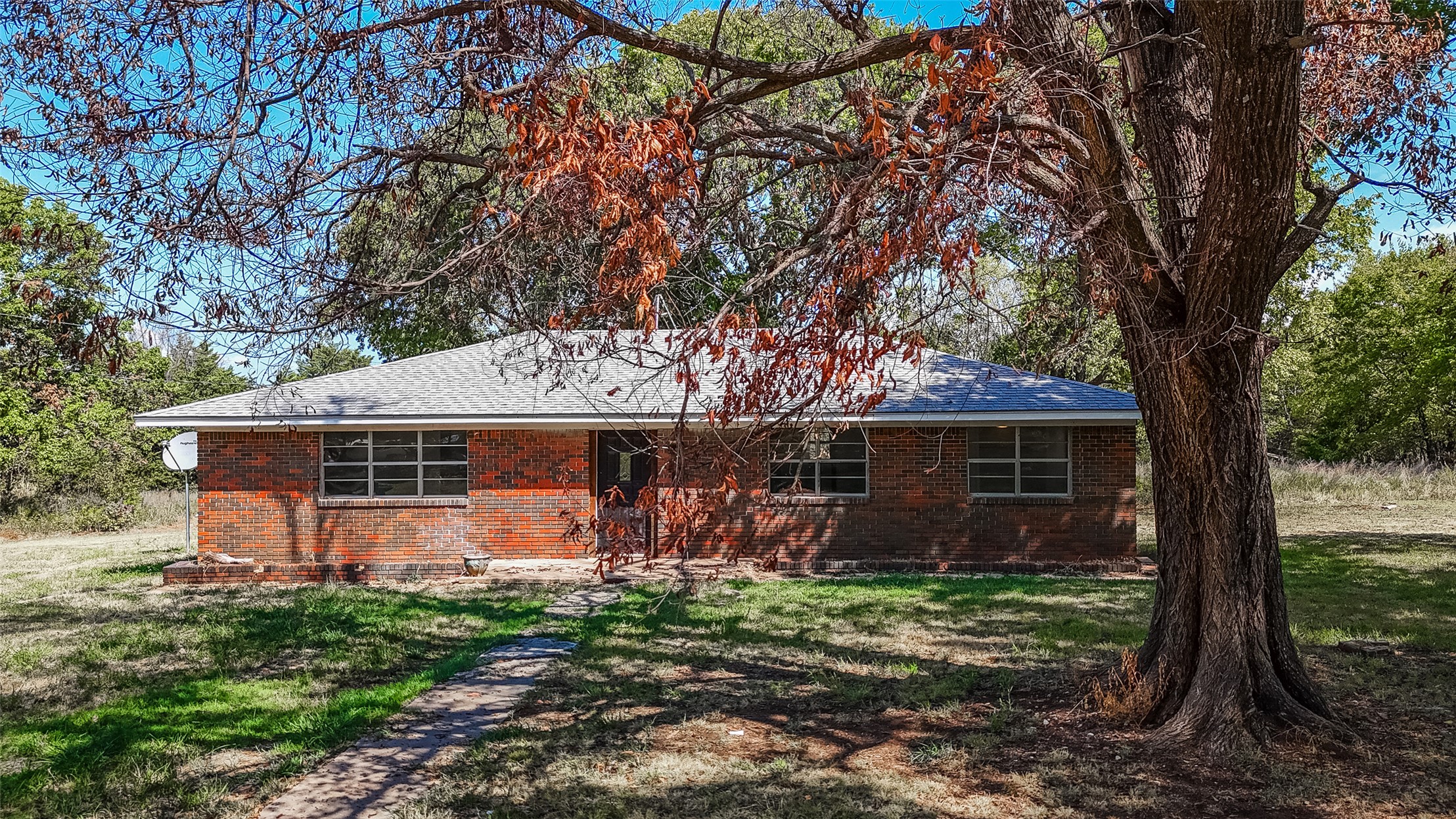 118642 County Road 1500 Road Property Photo 2