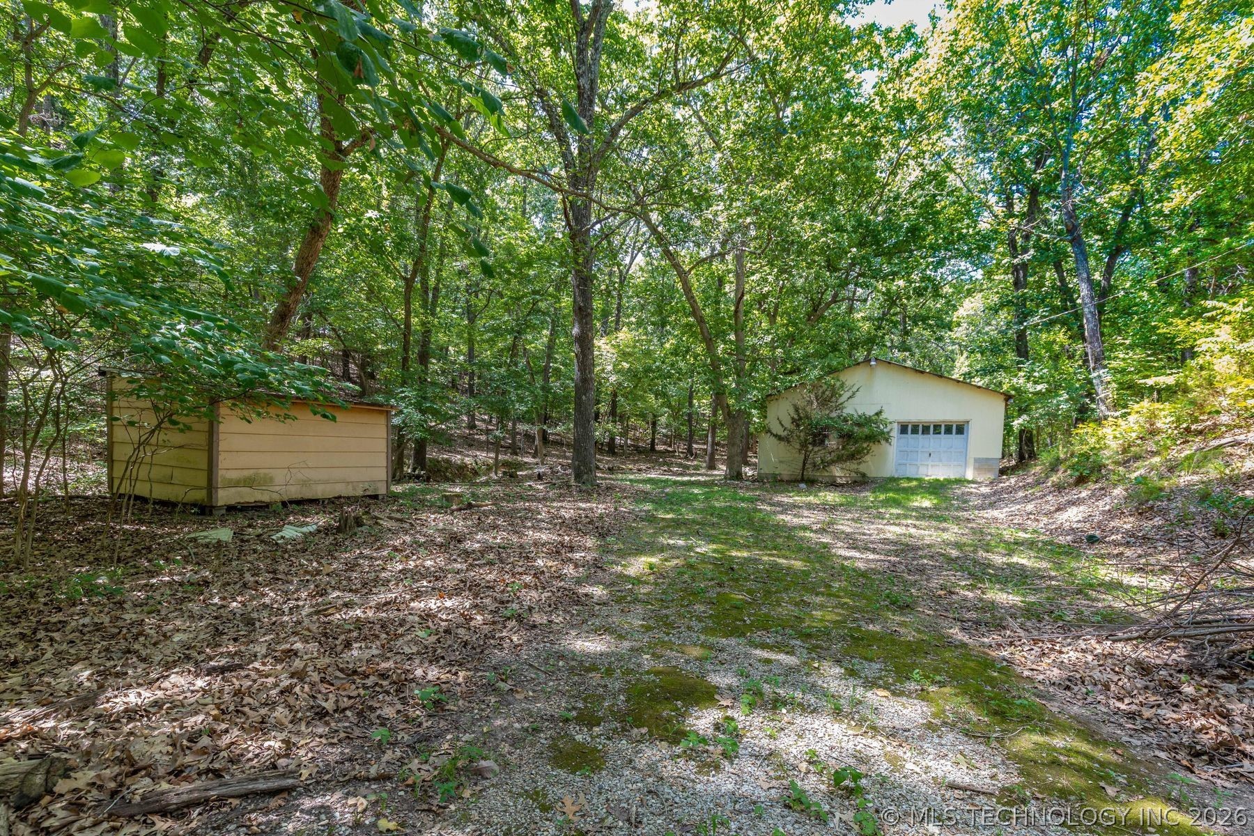100 Skyline Drive Property Photo 17