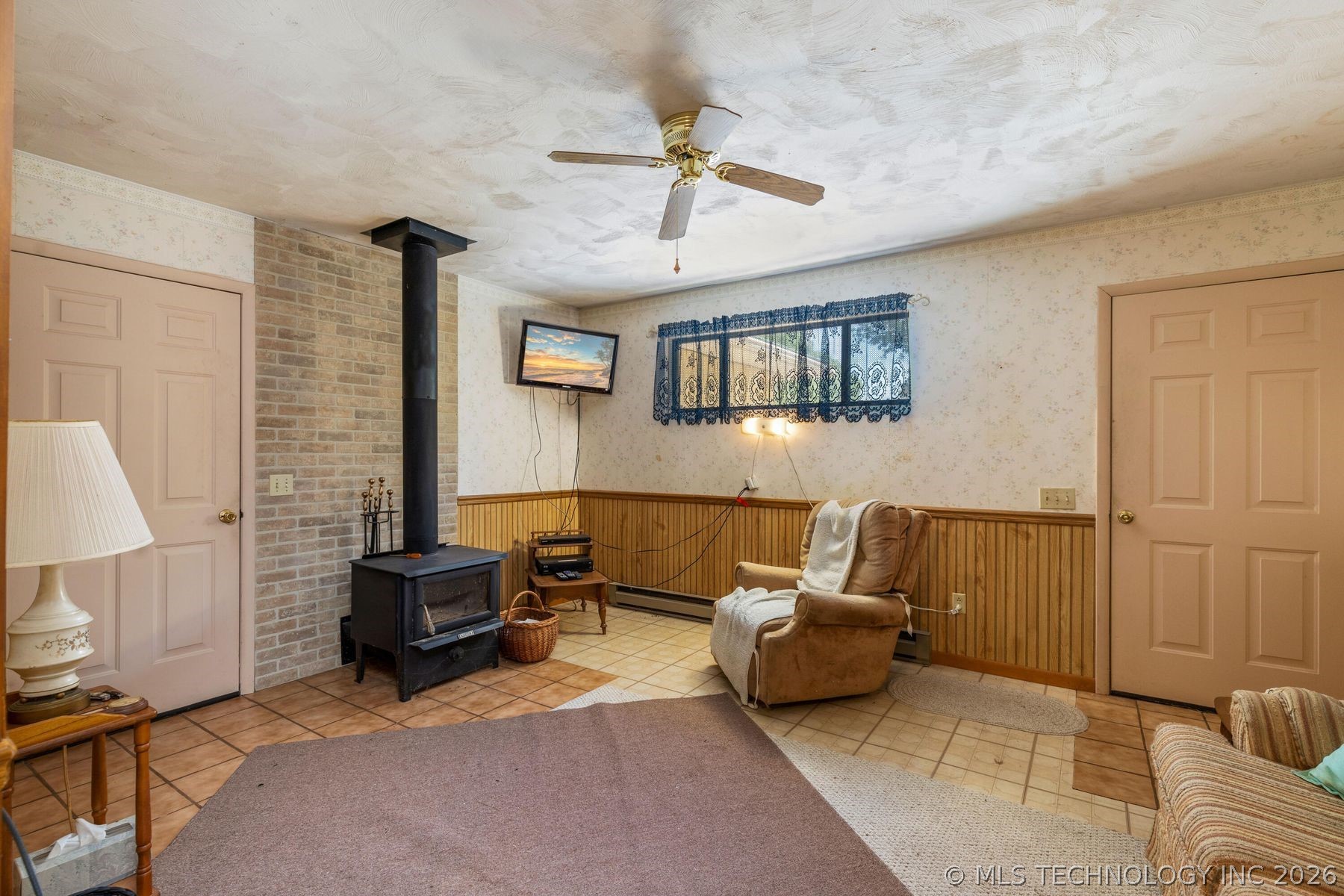 100 Skyline Drive Property Photo 30