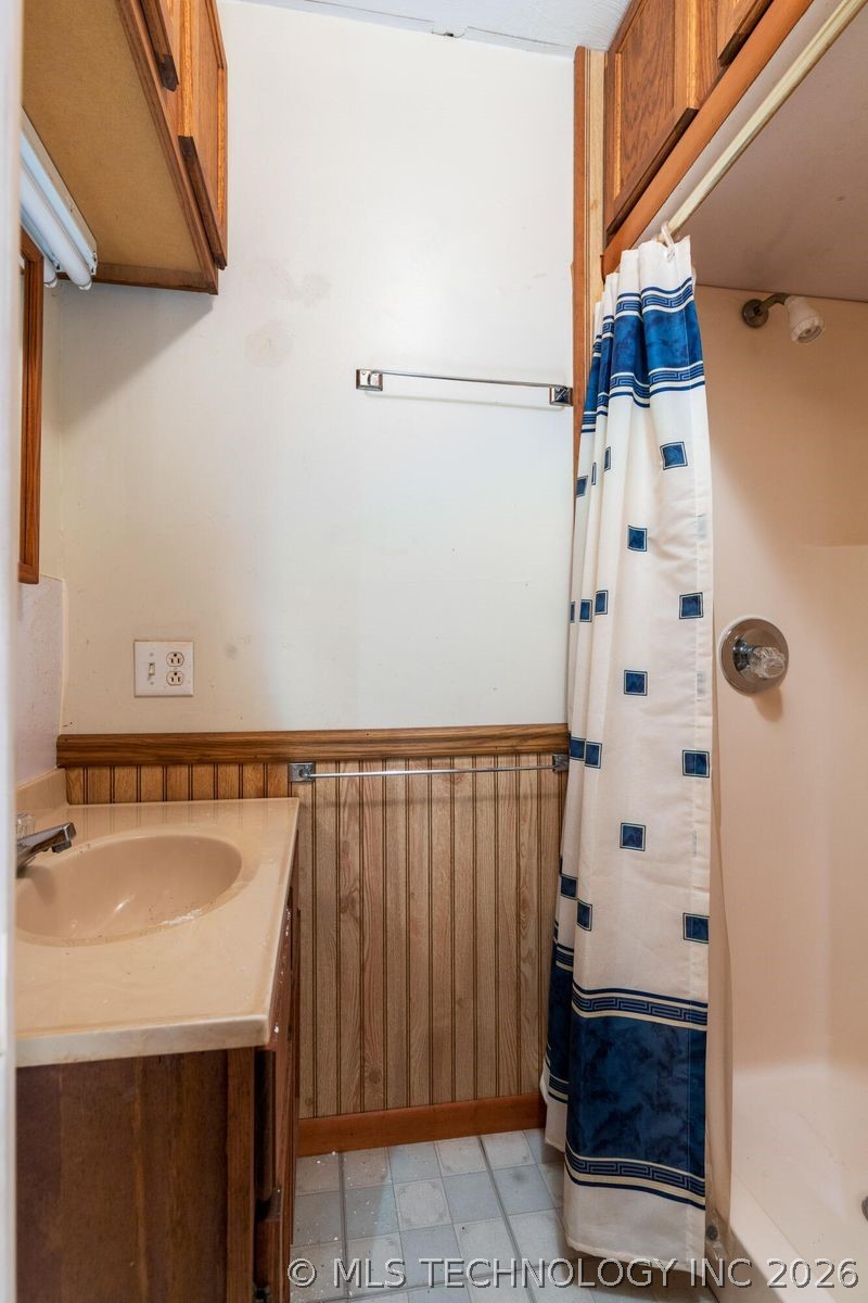 100 Skyline Drive Property Photo 35
