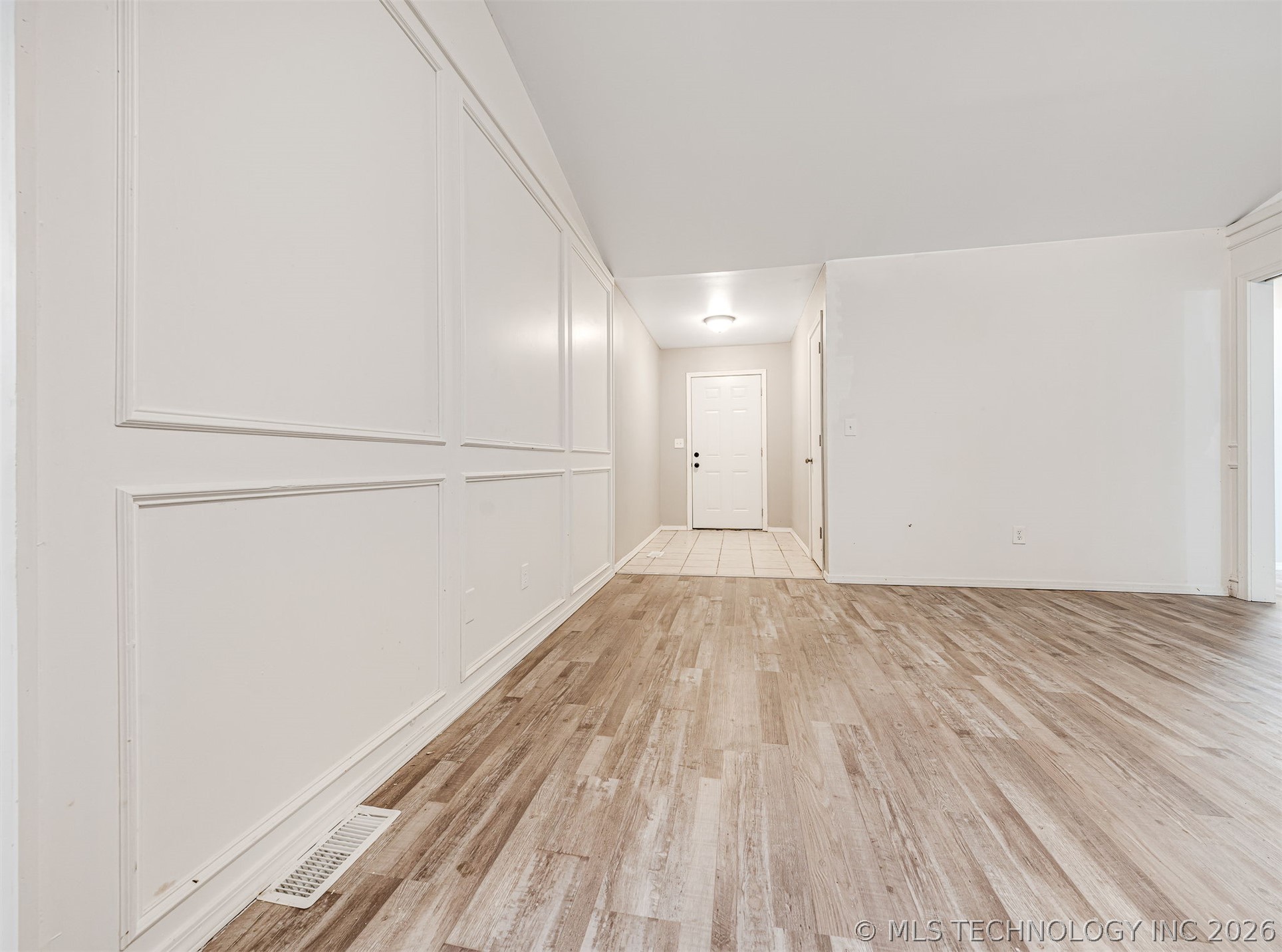 309 Capitol Street Property Photo 6