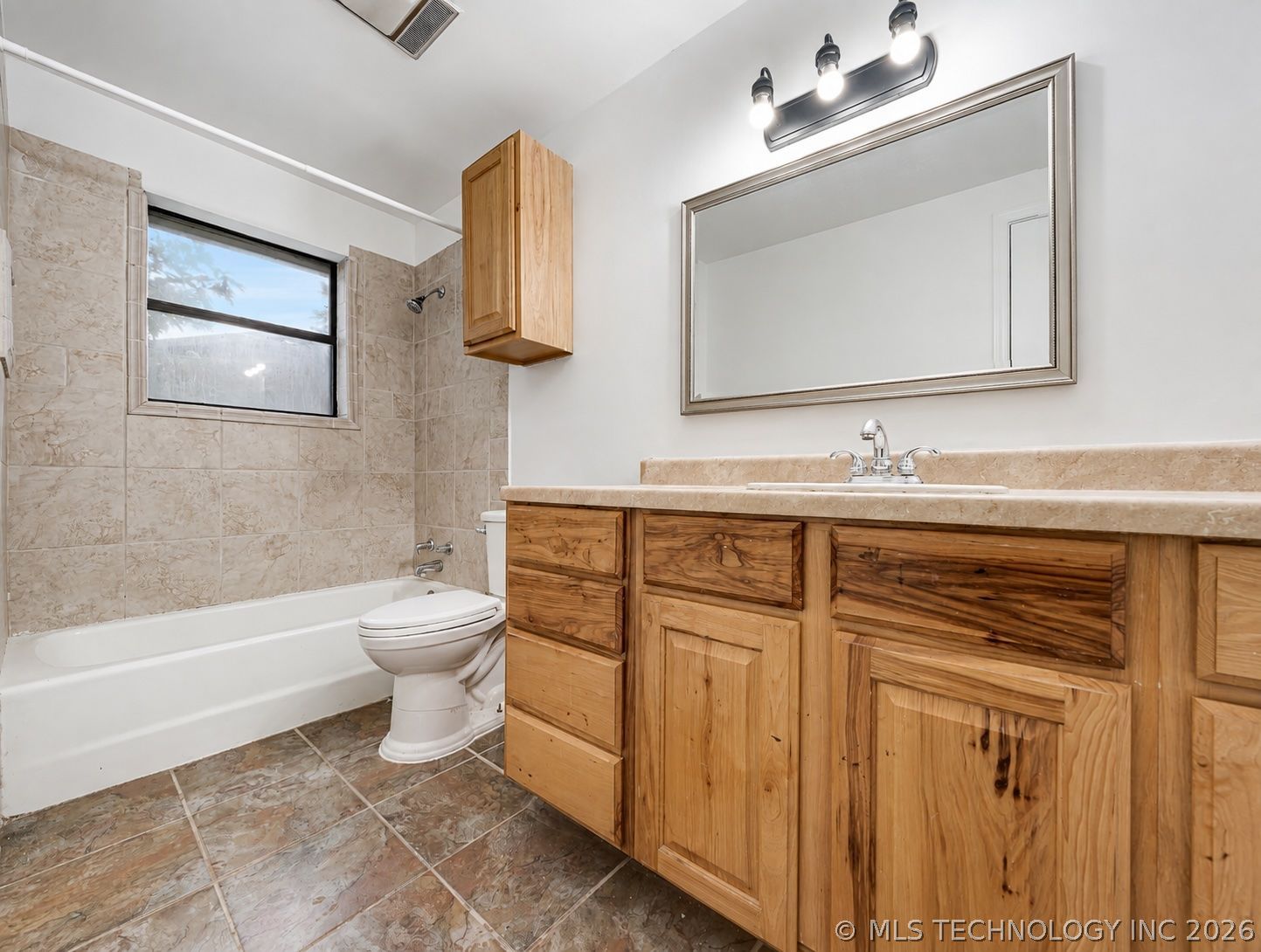 309 Capitol Street Property Photo 14