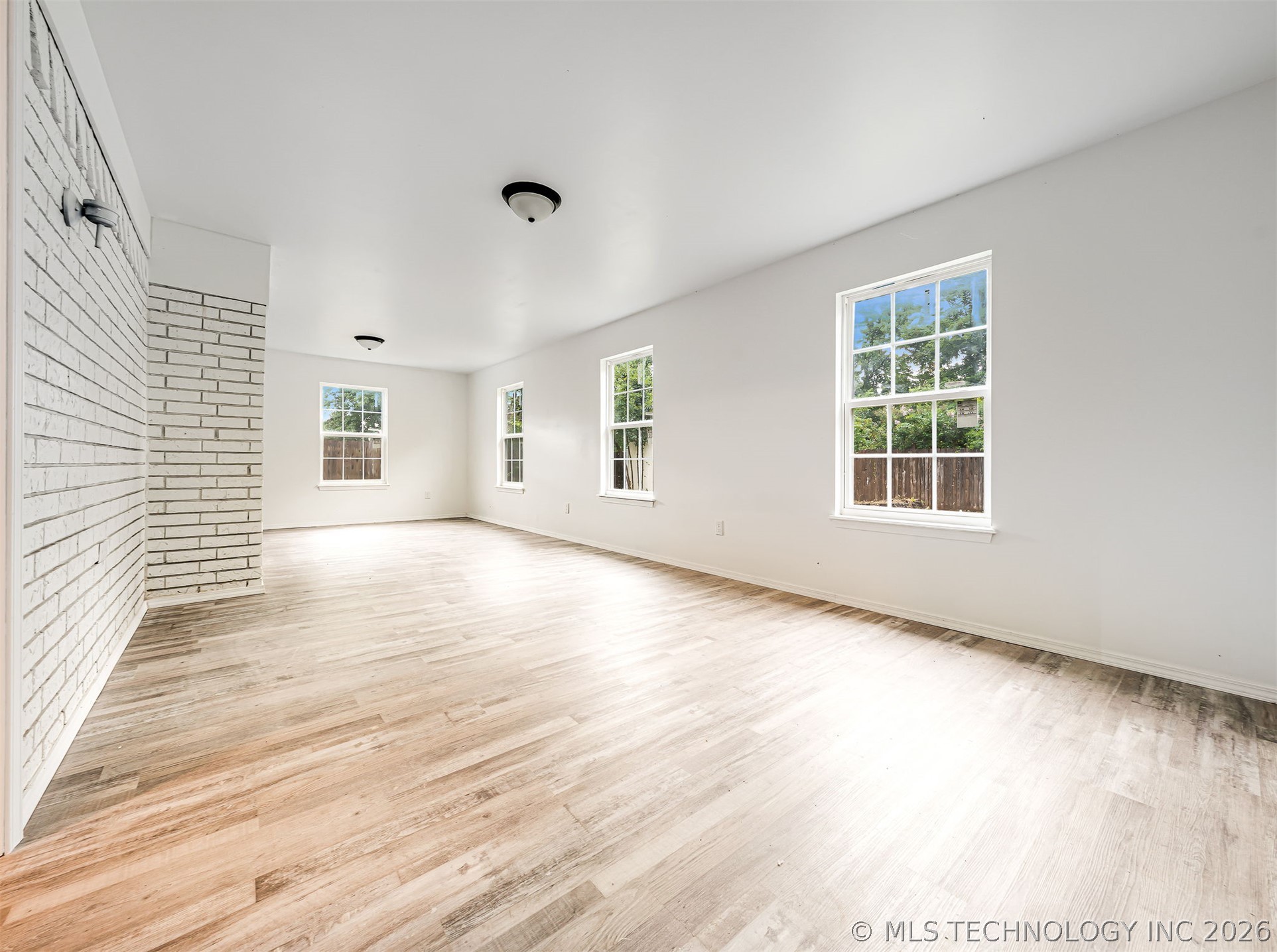 309 Capitol Street Property Photo 23