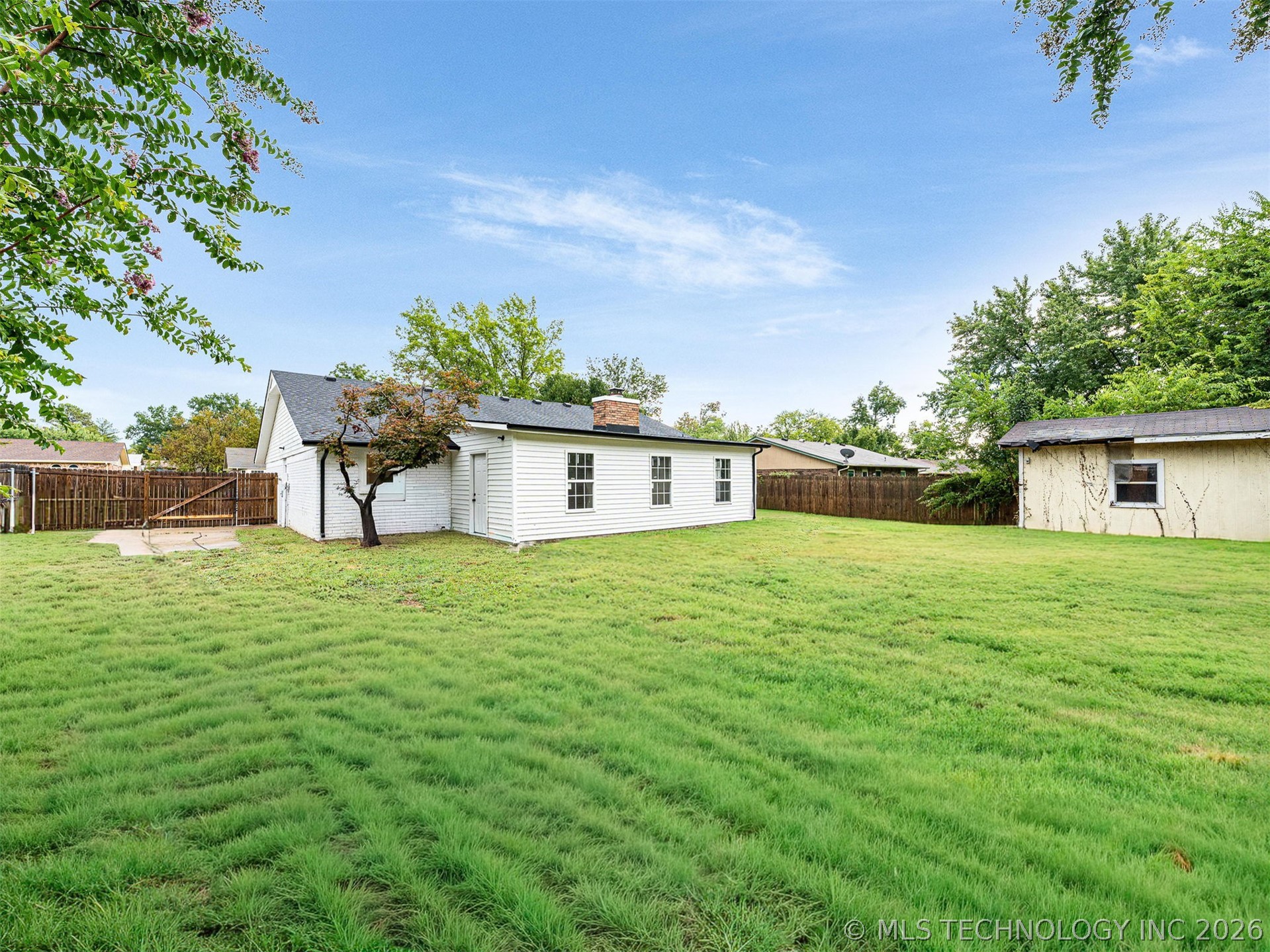 309 Capitol Street Property Photo 26