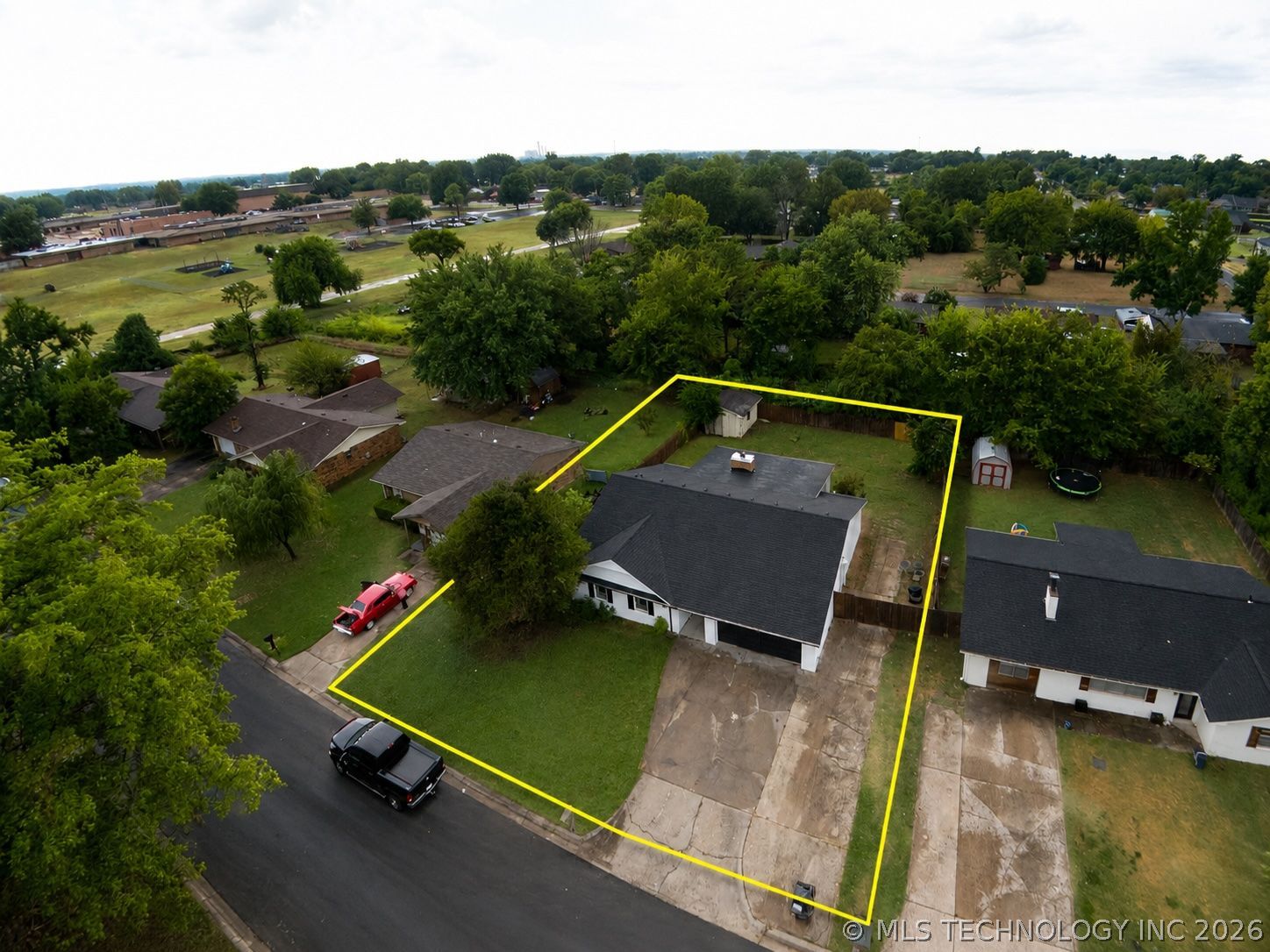 309 Capitol Street Property Photo 28