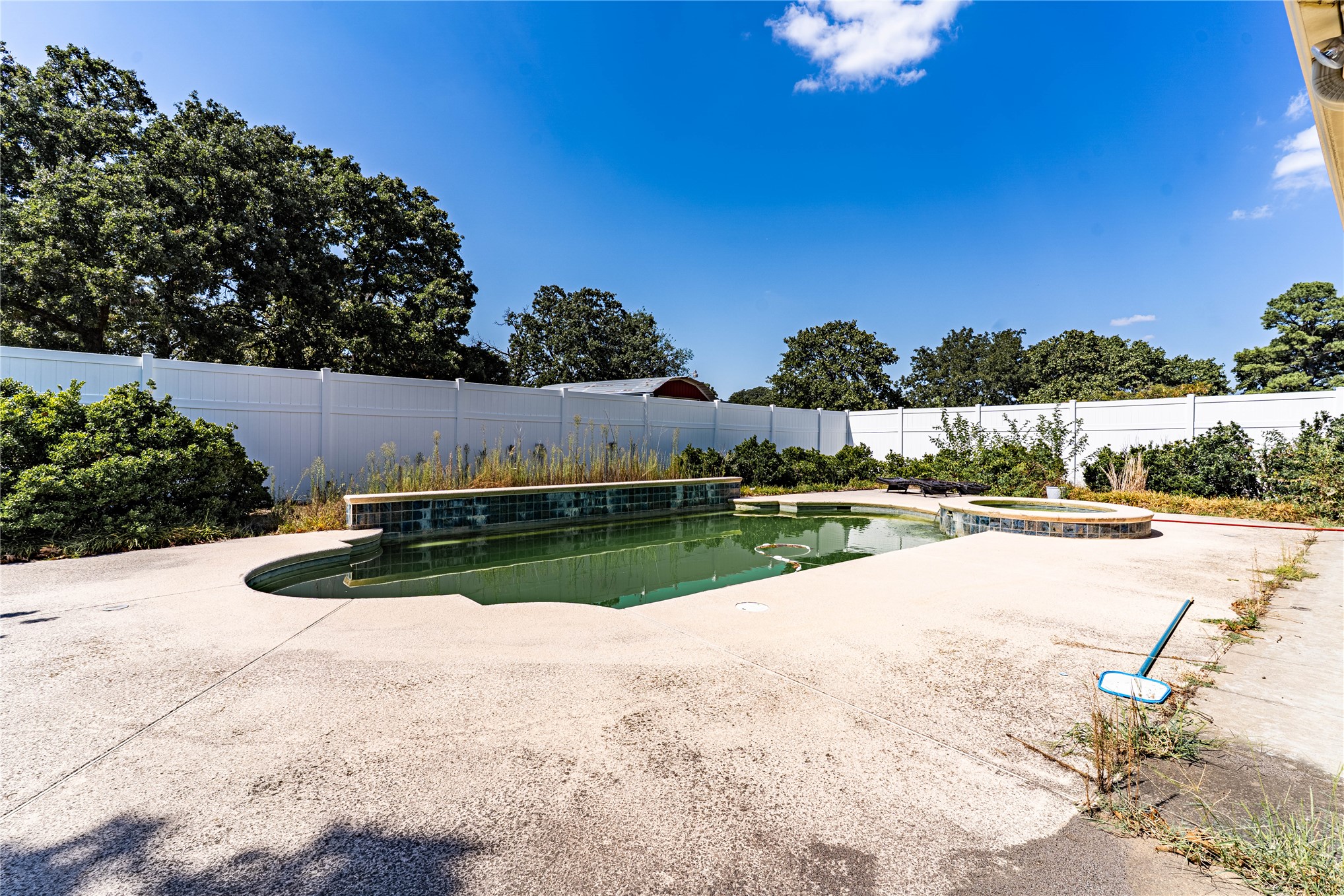 1301 Lou Allard Drive Property Photo 44