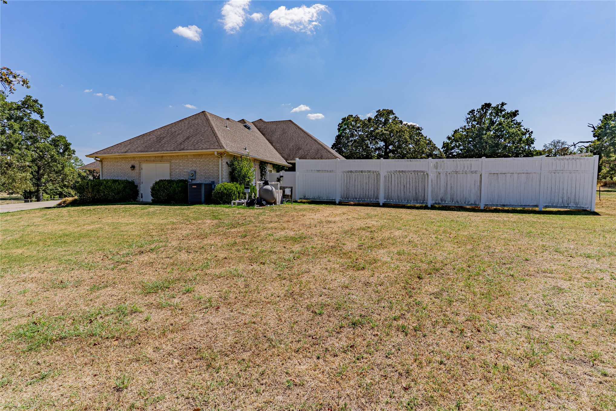 1301 Lou Allard Drive Property Photo 46