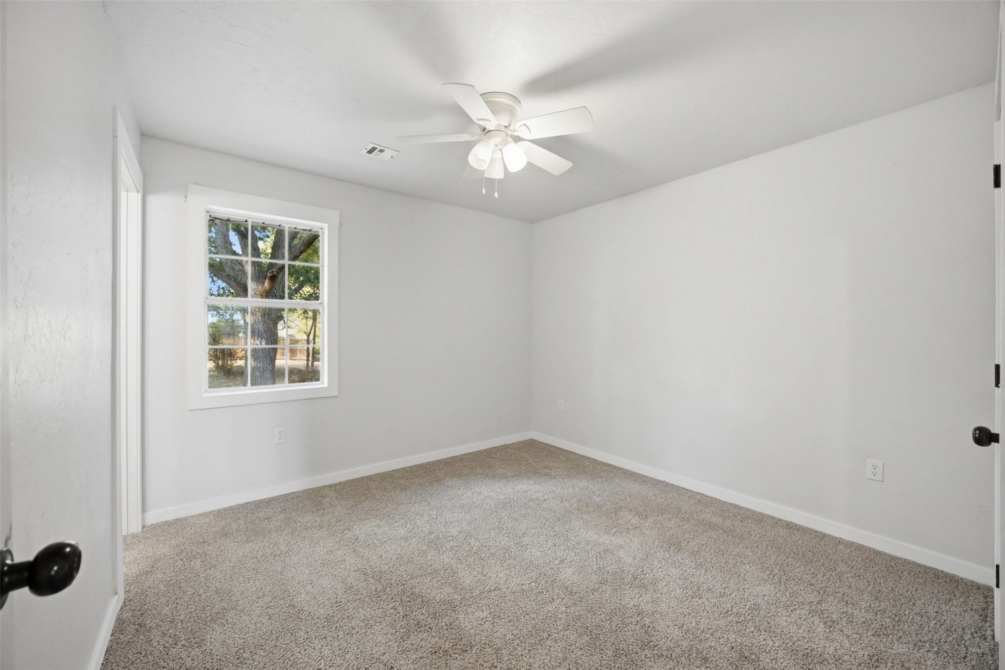 714 W Madison Avenue Property Photo 14