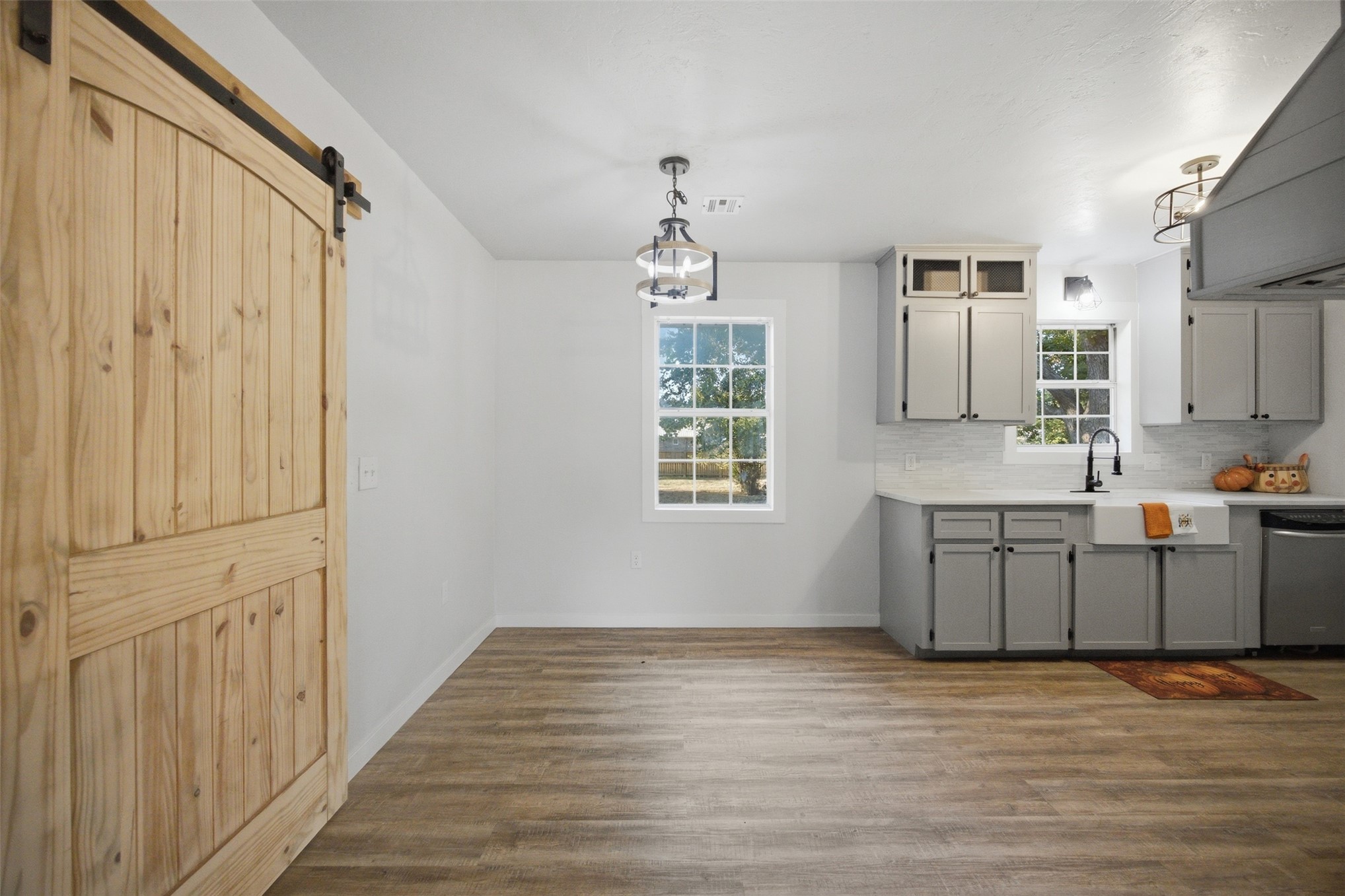 714 W Madison Avenue Property Photo 19