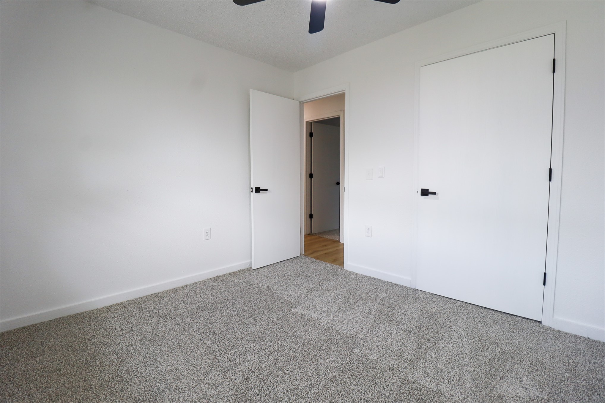 1007 W 9th Street Property Photo 27