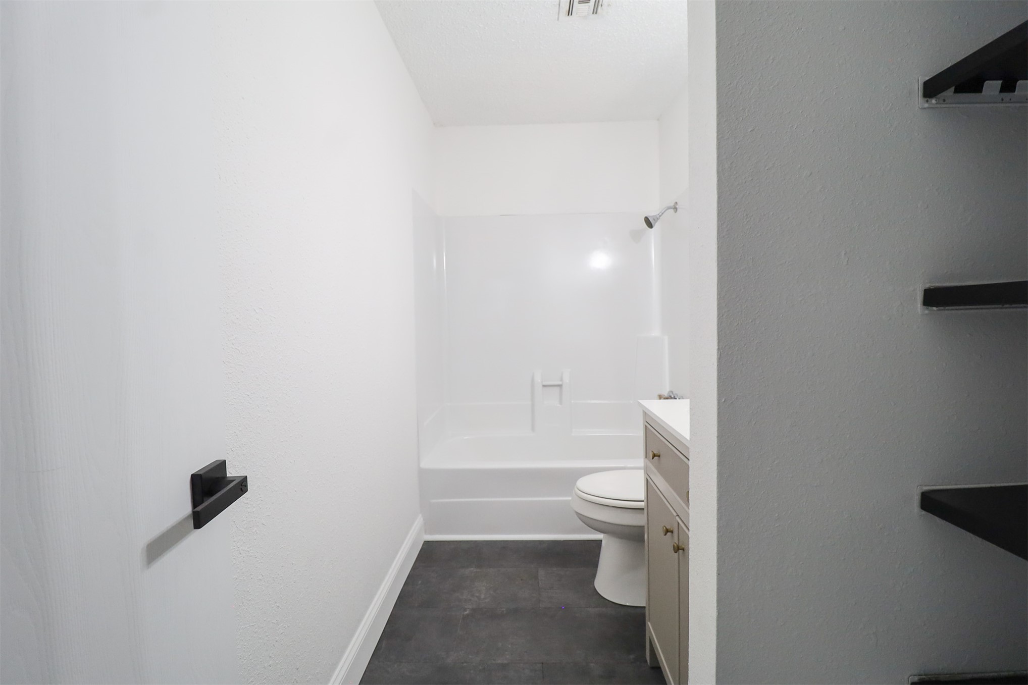 1007 W 9th Street Property Photo 30